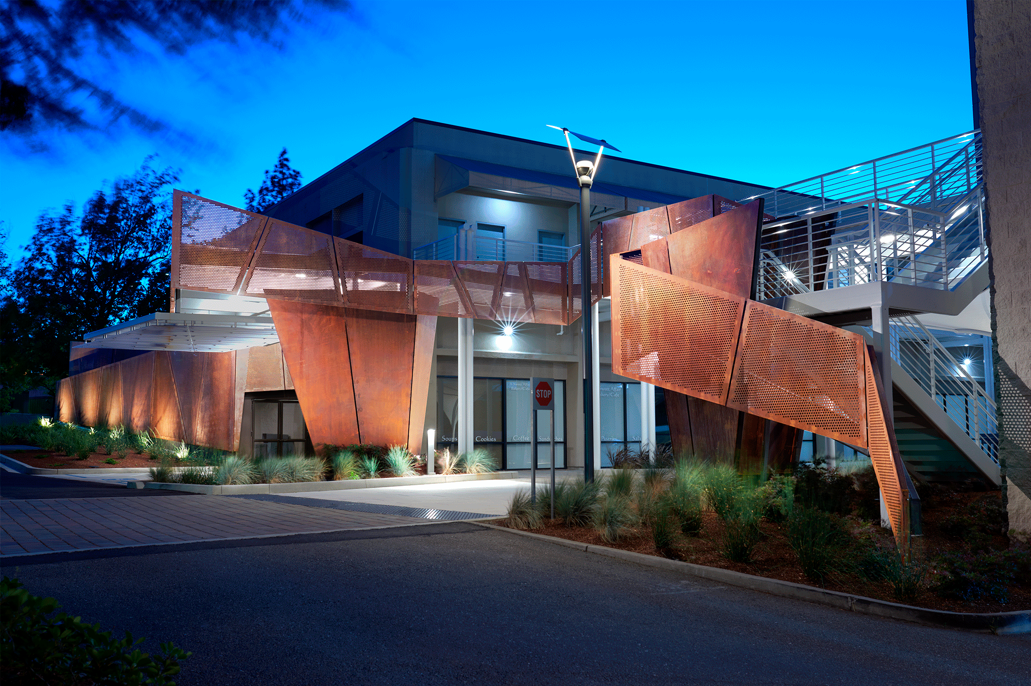 © John Sutton PHOTOGRAPHY