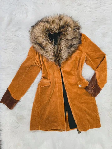 CINNAMON JACKET 2.webp