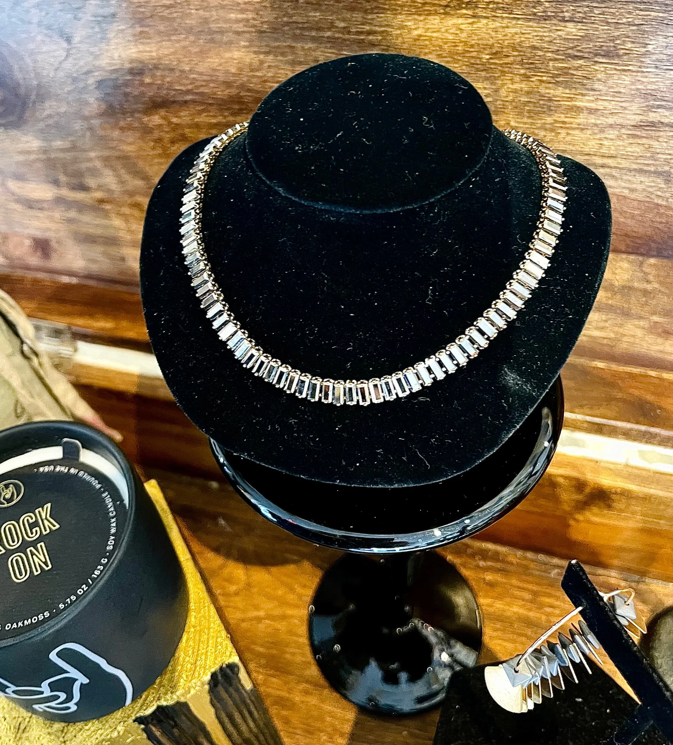 8BDCF220-5645-4C6F-830B-2D4732A6B406