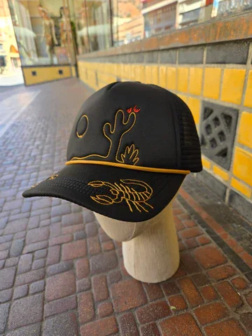 BLK TRUICK.webp