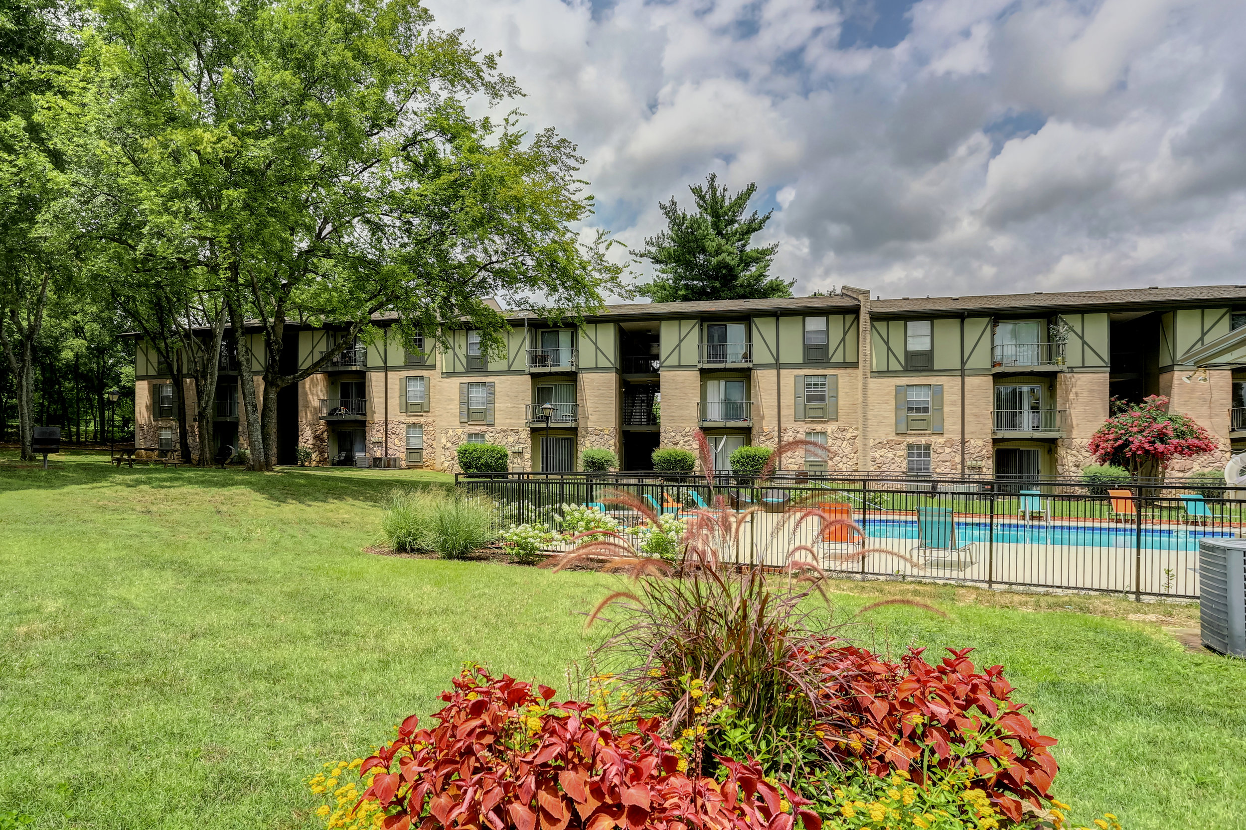 Gallery —Dominion House Apartments