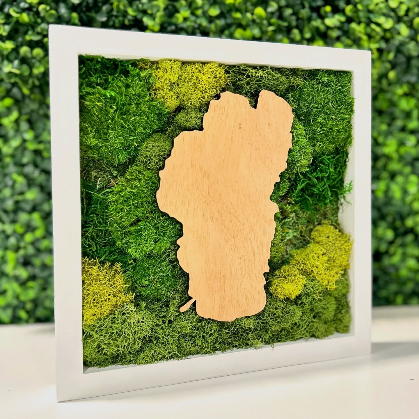 Come visit us this Sunday at the Artisan Market at @thelodgereno from 11-3. We&rsquo;ll be there with 20 other artists and craftspeople. It&rsquo;s the perfect opportunity to enjoy a delicious beverage and a little Mother&rsquo;s Day shopping.