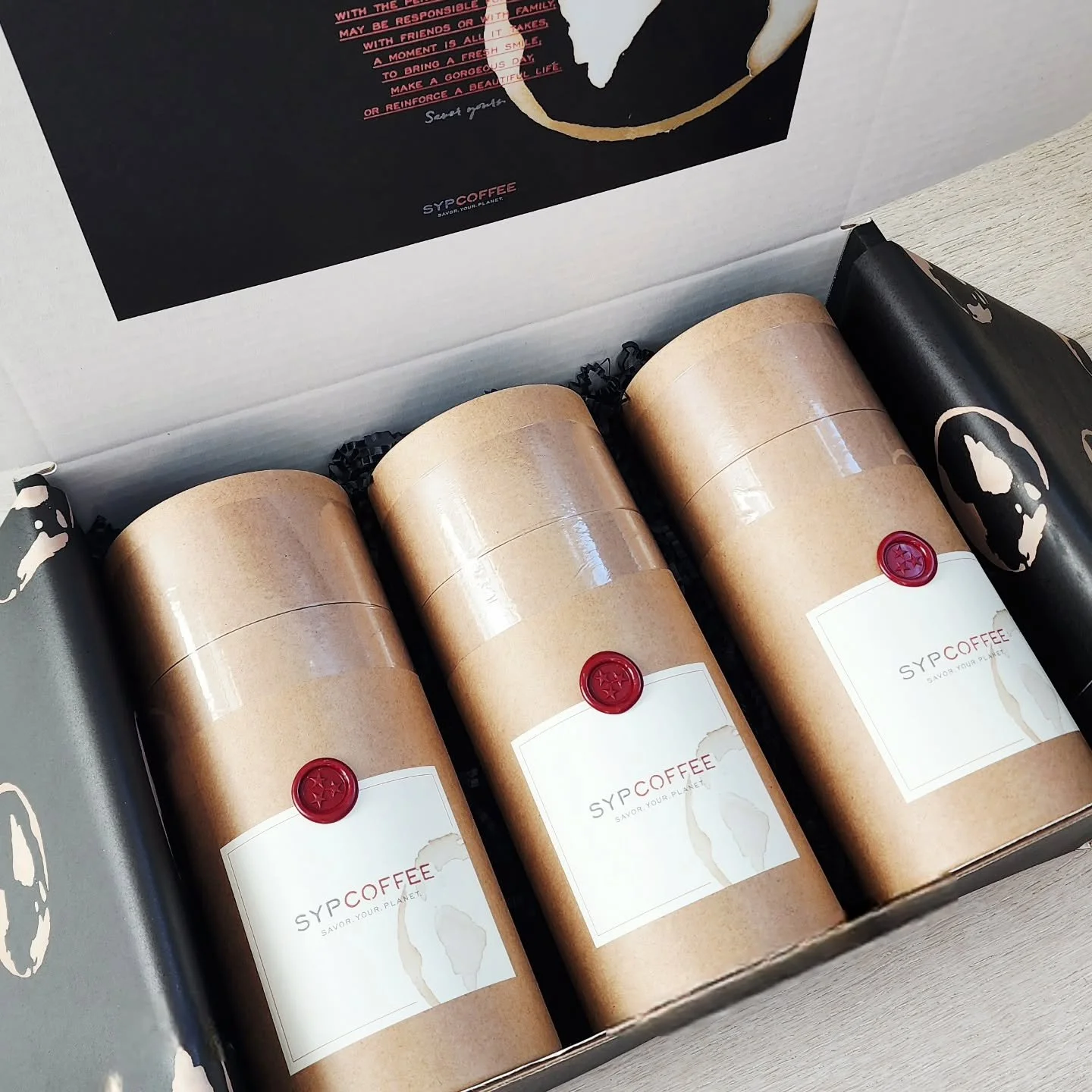 🎁 🎁 as beautiful as they taste. Paired sugars have been a part of the SYPCOFFEE experience since the beginning and while sizes have changed - from 1oz tubes to 11oz glass bottles - our relentless focus on improving the look and feel of your gift re