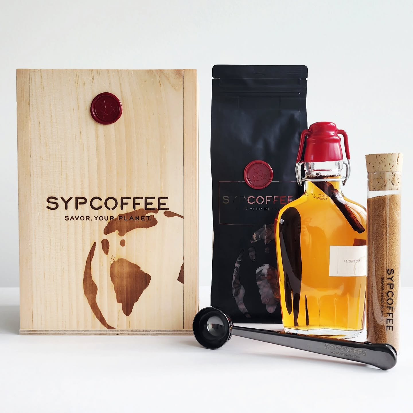 For over 10 years now, we've been realizing our dreams of creating beautiful things for the beautiful people in your lives.
.
And much of the joy stems from knowing there is no limit here.
.
Only better.
.
More delicious. More beautiful. More impress