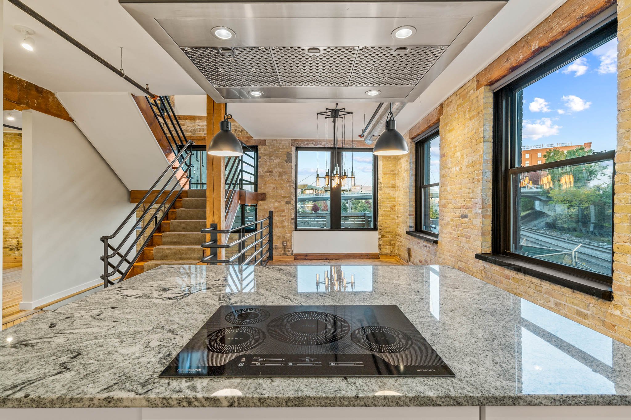 W351N5464 Lake Dr, Oconomowoc - HDR-12.jpg