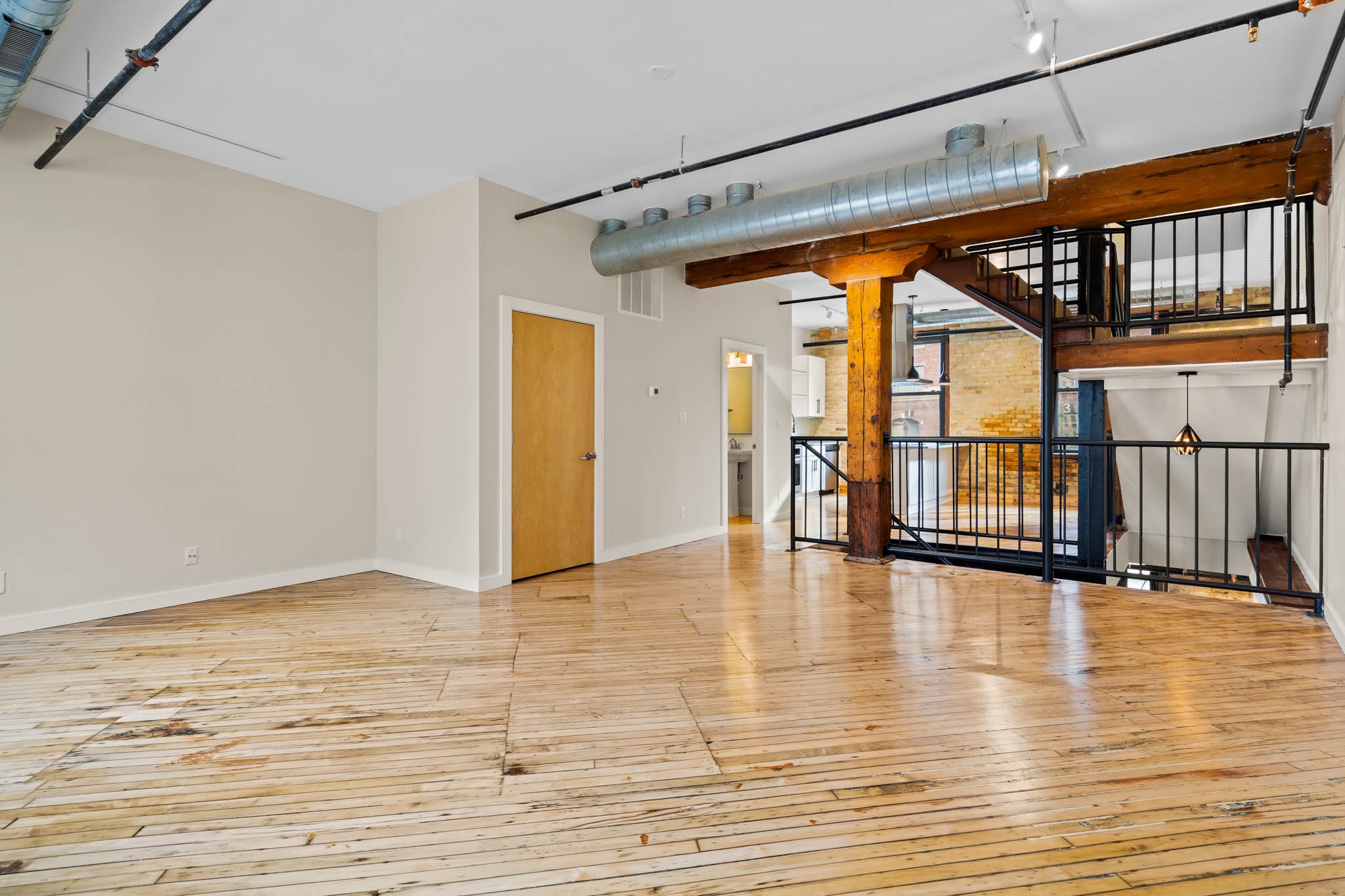 Riverplace Lofts - HDR-3.jpeg
