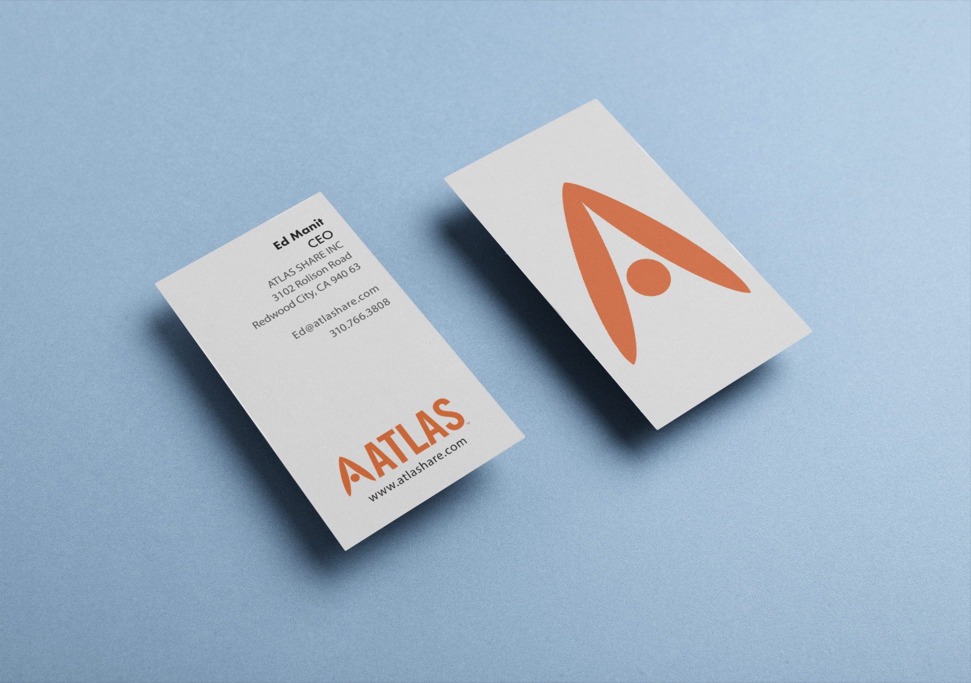 two-vertical-witbusiness-cards-mockup-floating-over-a-solid-surface-21949.png