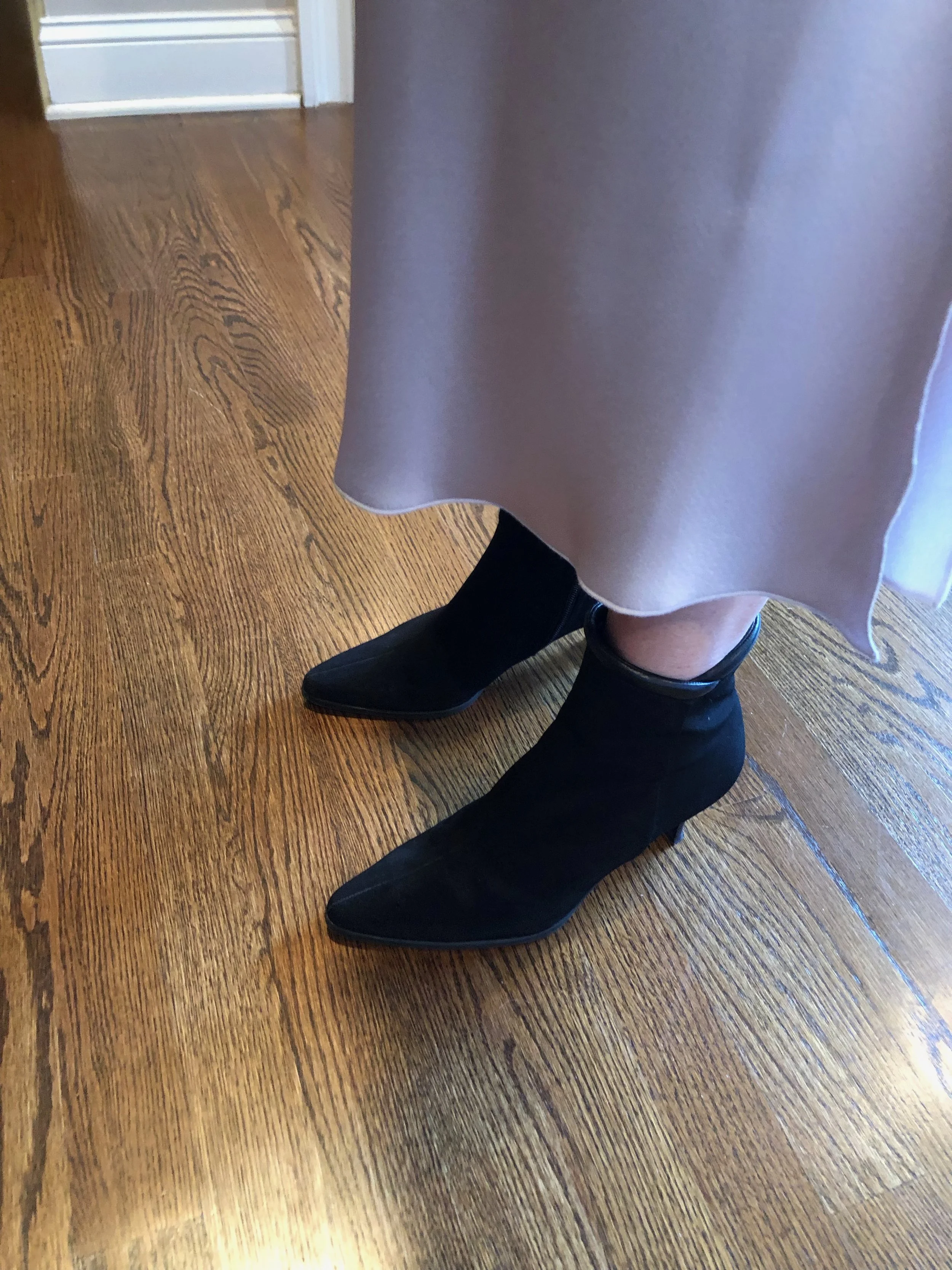 Add black opaque tights here