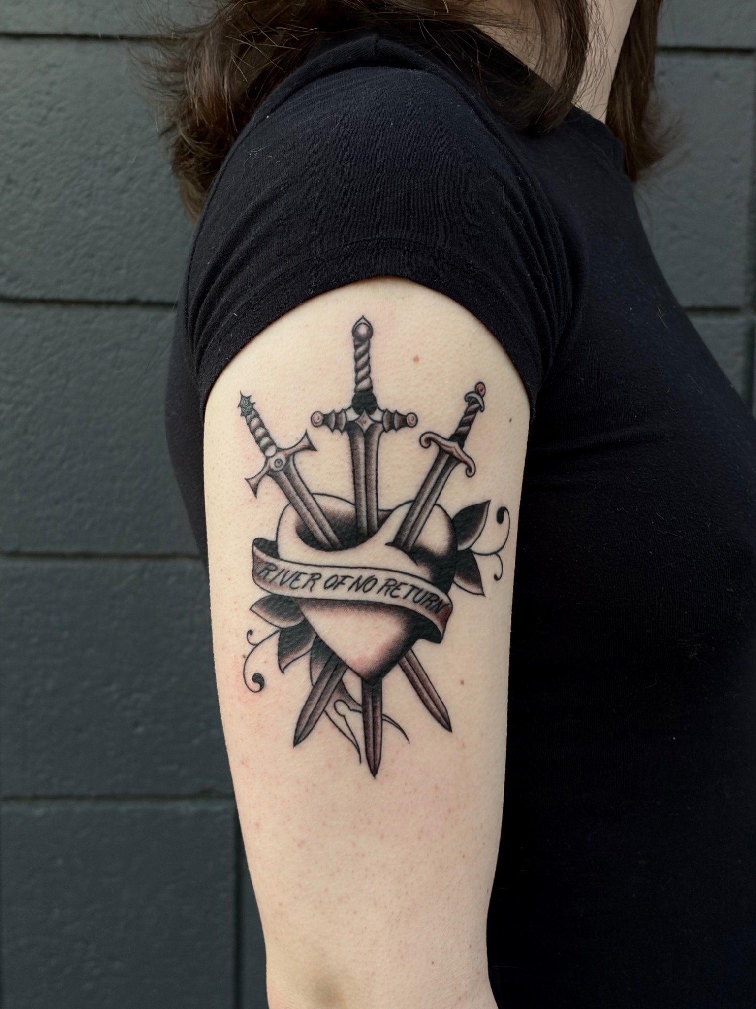 mina-young-heart-swords-traditional-tattoo-elizabeth-street-tattoo-riverside-ca.jpg