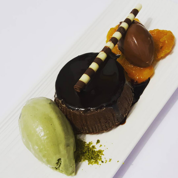 Warm Sachertorte