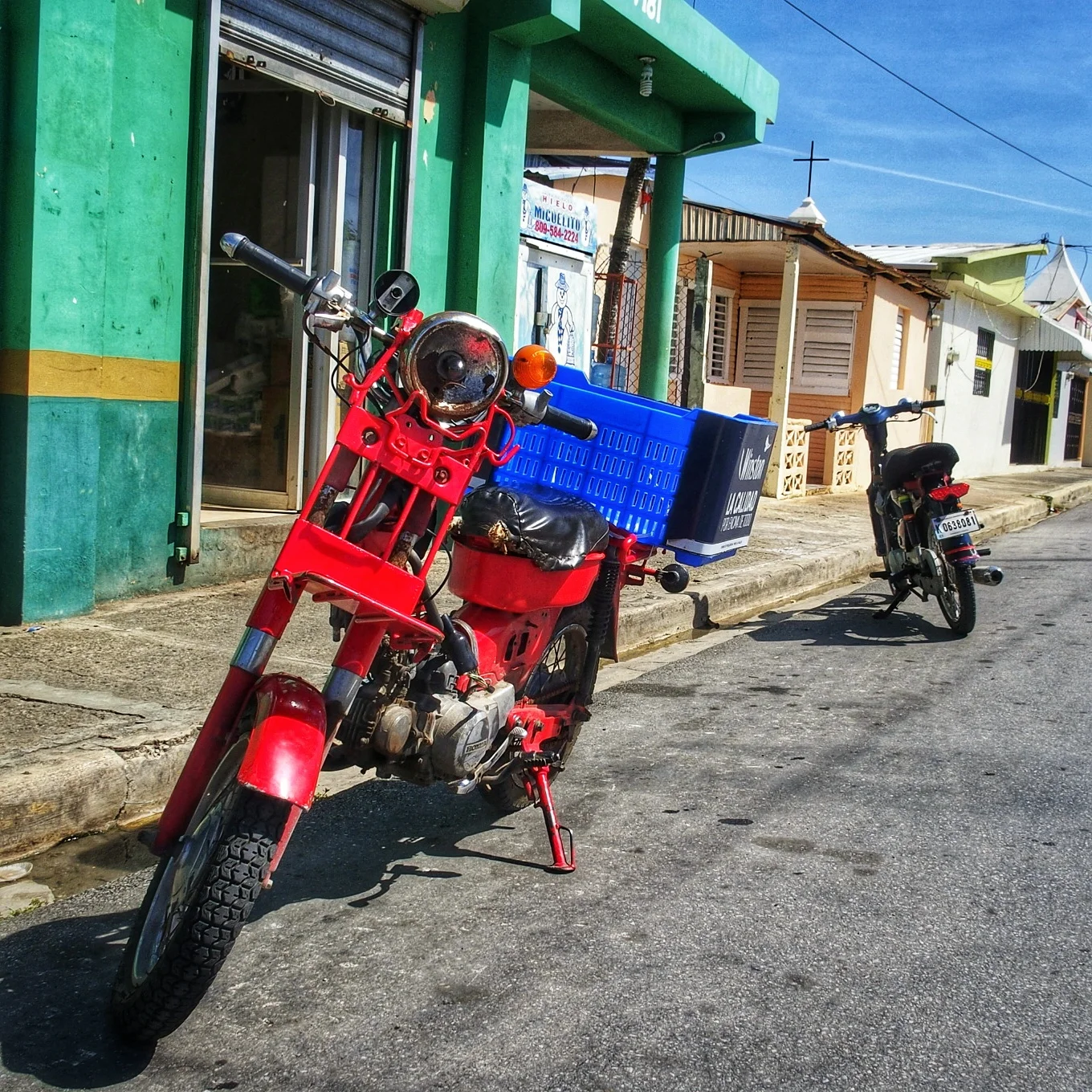 Motorbikes and motorcylces were everywhere, and the traffic patterns were amazing!