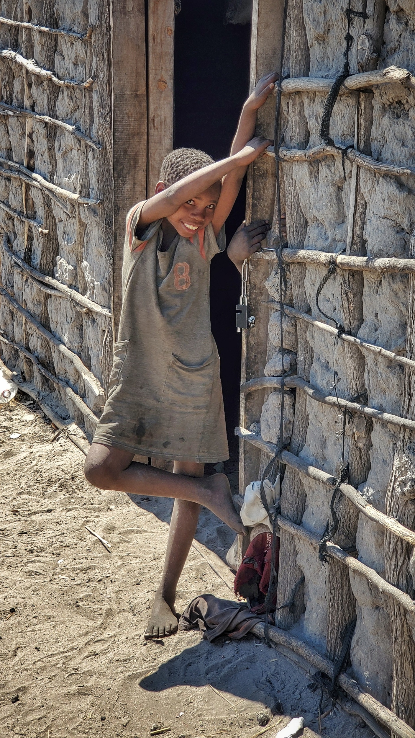 This lovely khwe girl was a delight to meet.