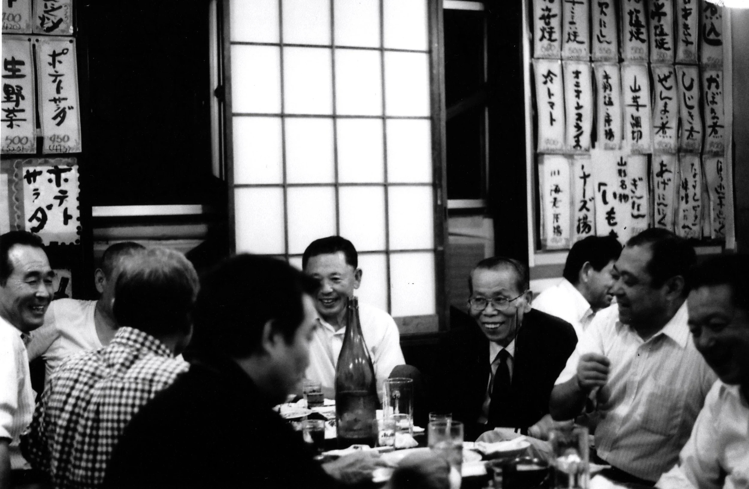 People eating.jpg