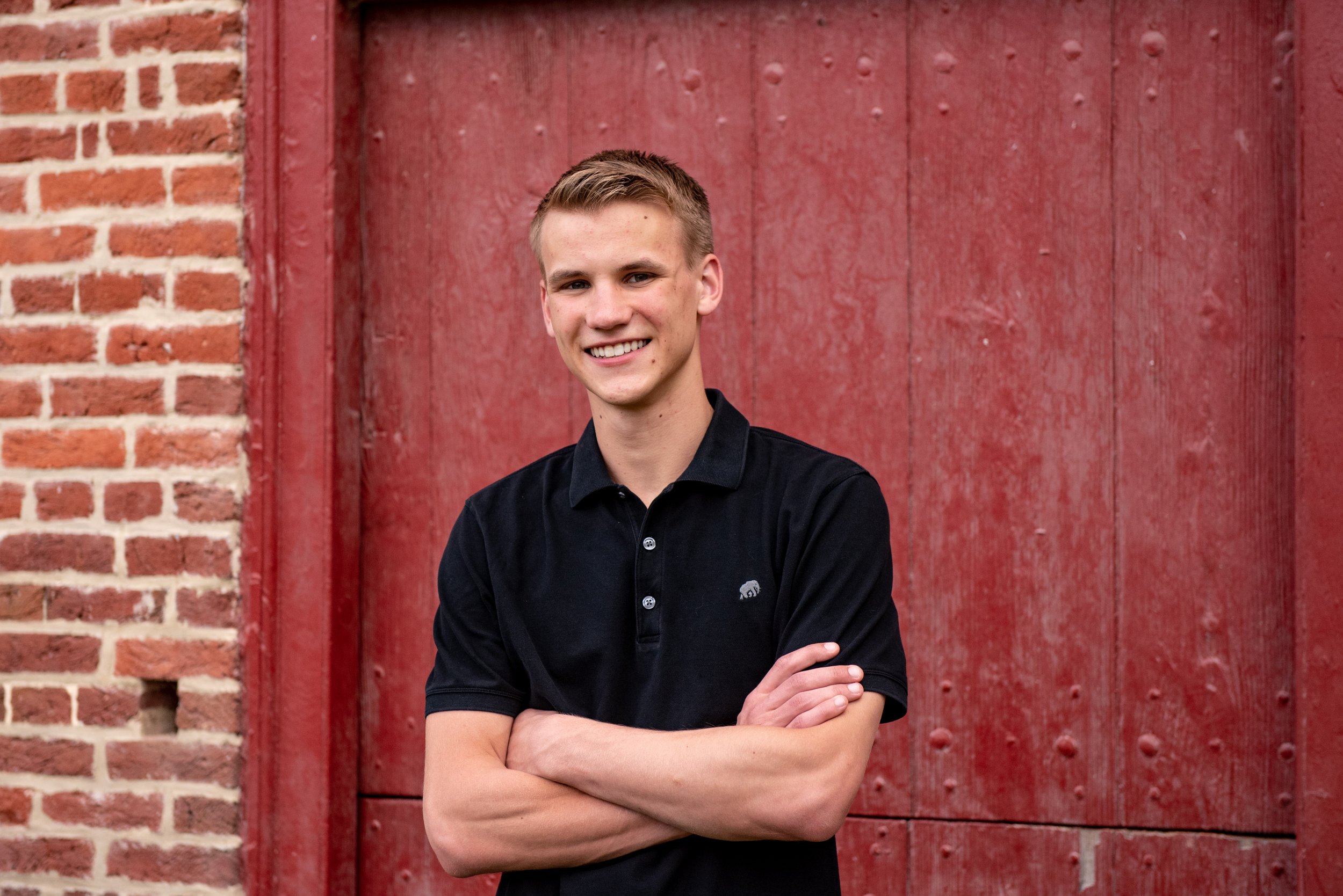 Isaac S.  |  Senior Portraits