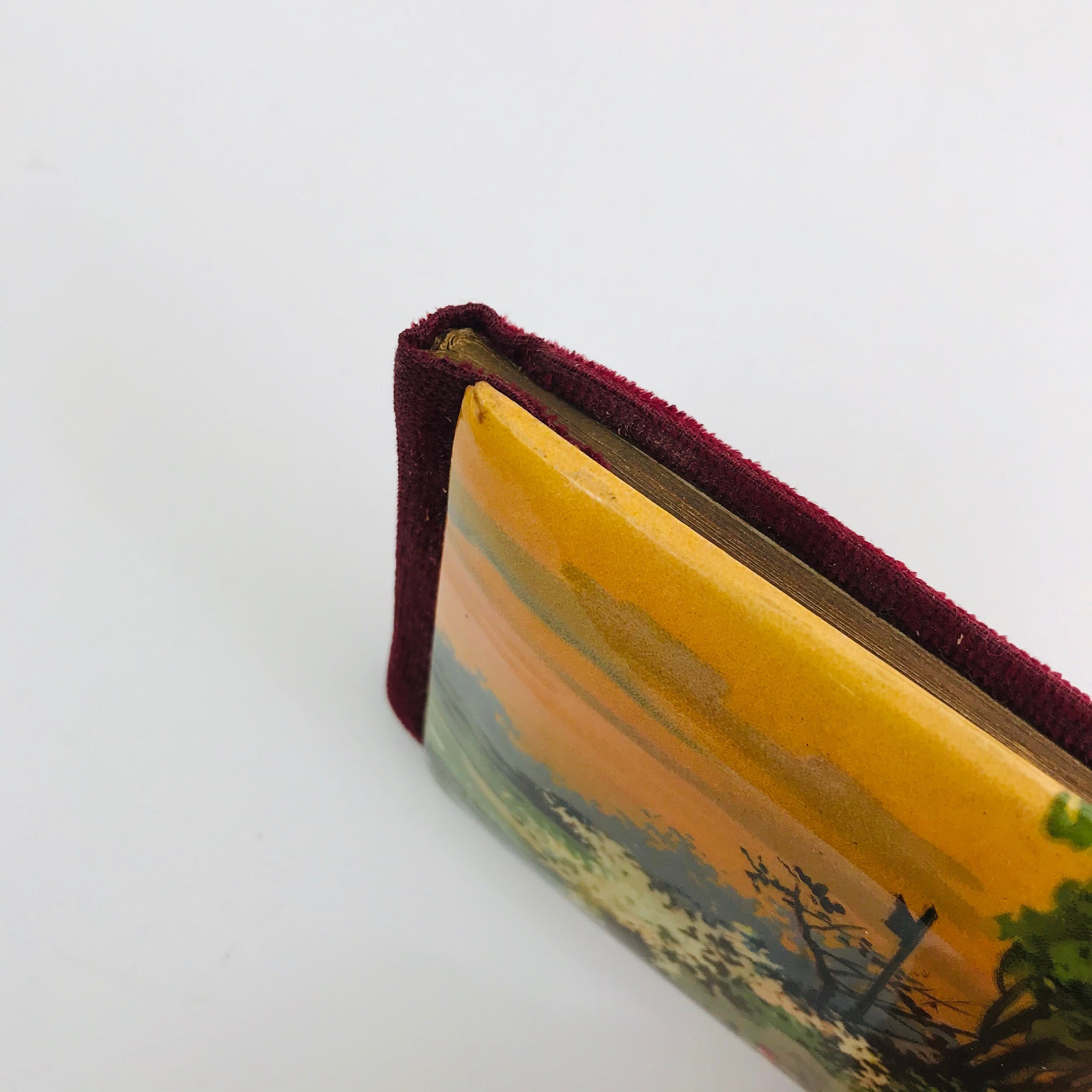 https://i.etsystatic.com/7916224/r/il/b86f77/3527319900/il_fullxfull.3527319900_rhqo.jpg