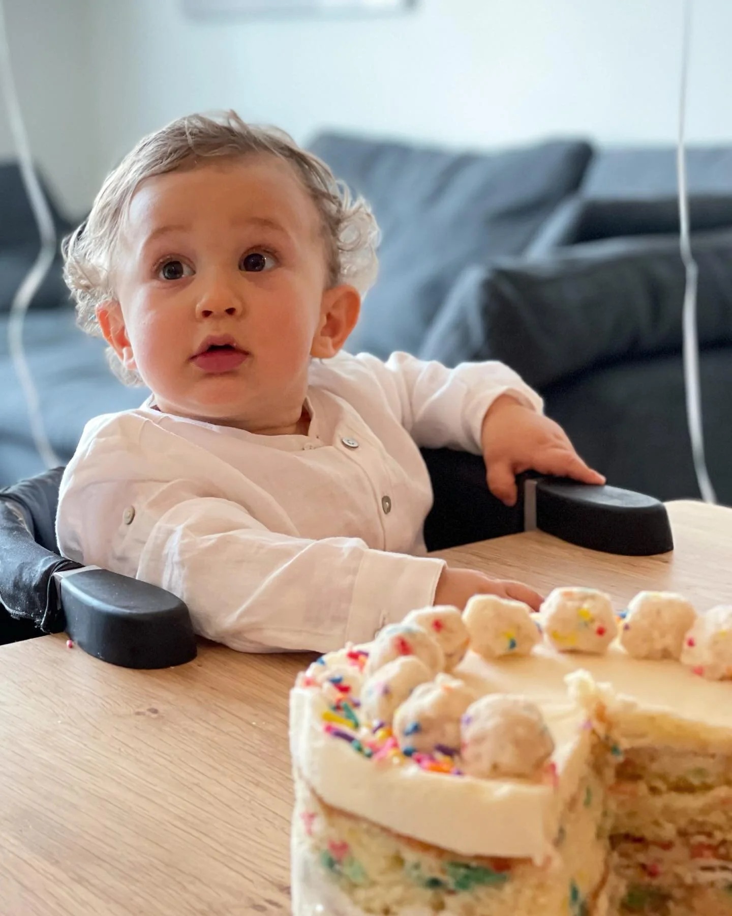 Buon compleanno Sasa! I can&rsquo;t believe you are 1 already! We love you so much!!!!!!!
.
.
.
.
.
.
.
.
.
.
.
.
.
#happybirthday #buoncompleanno #yogafede #yogagirl #yoga #yogapractice #yogainspiration #yogaeverydamnday #yogateacher #momofboys #mom