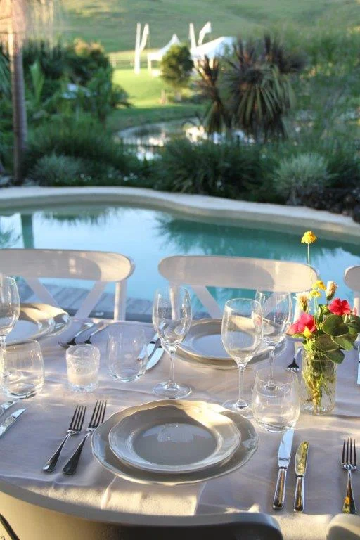 Scalloped Plate setting.jpg