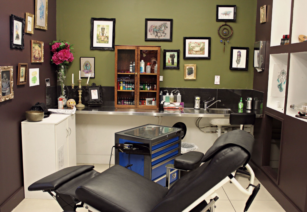 tattoo shop