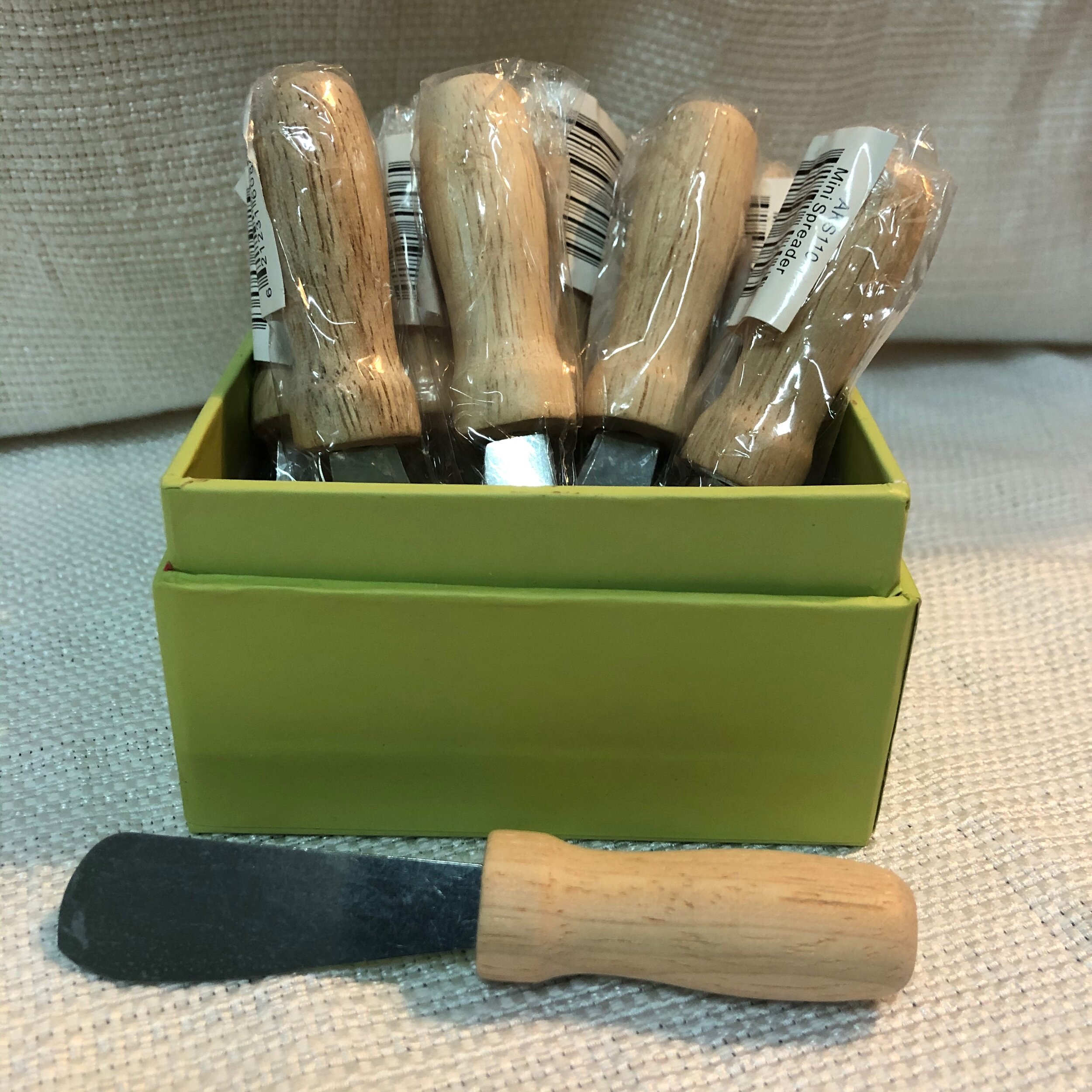 wooden spreader.jpeg