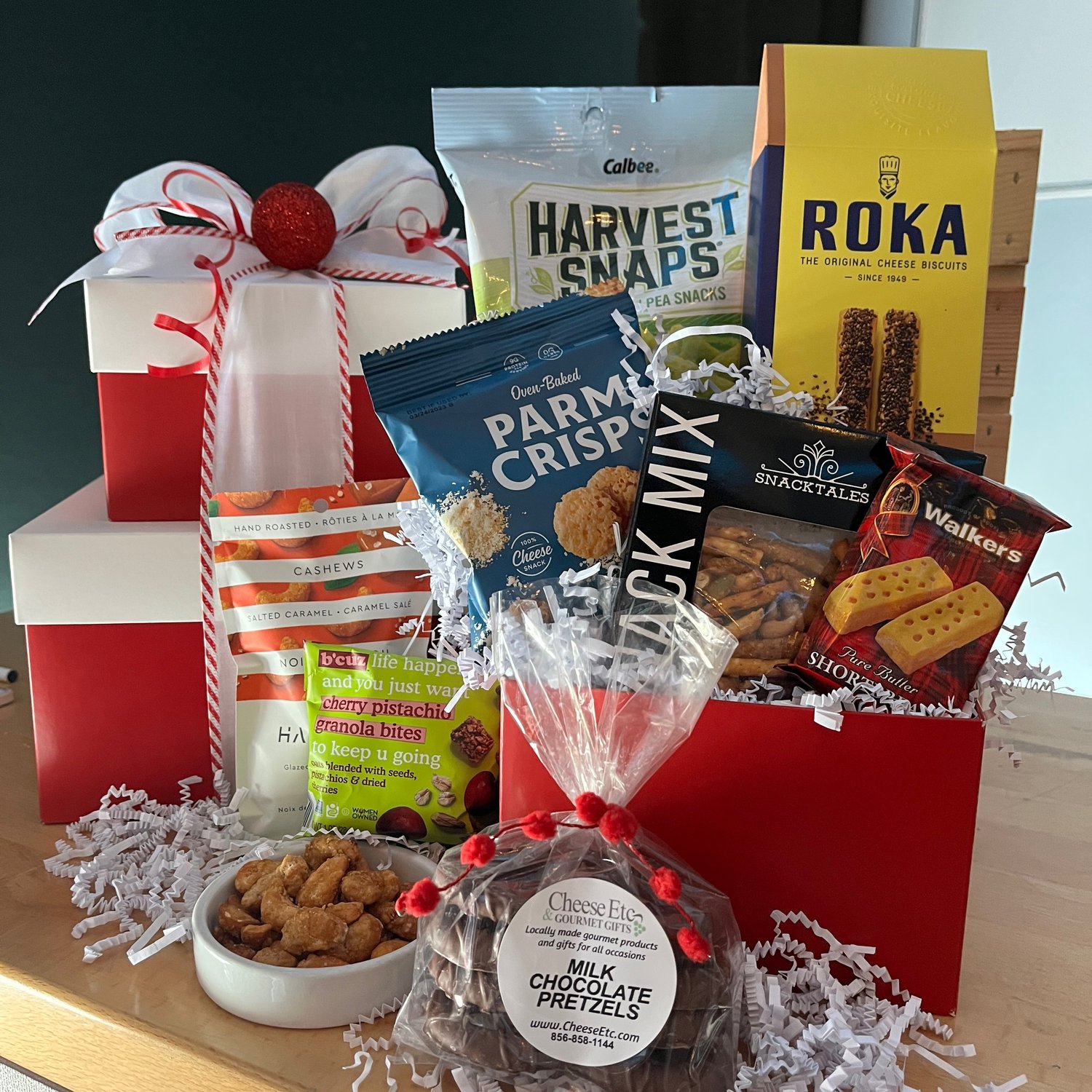 Snacks For You Gift Basket - Small