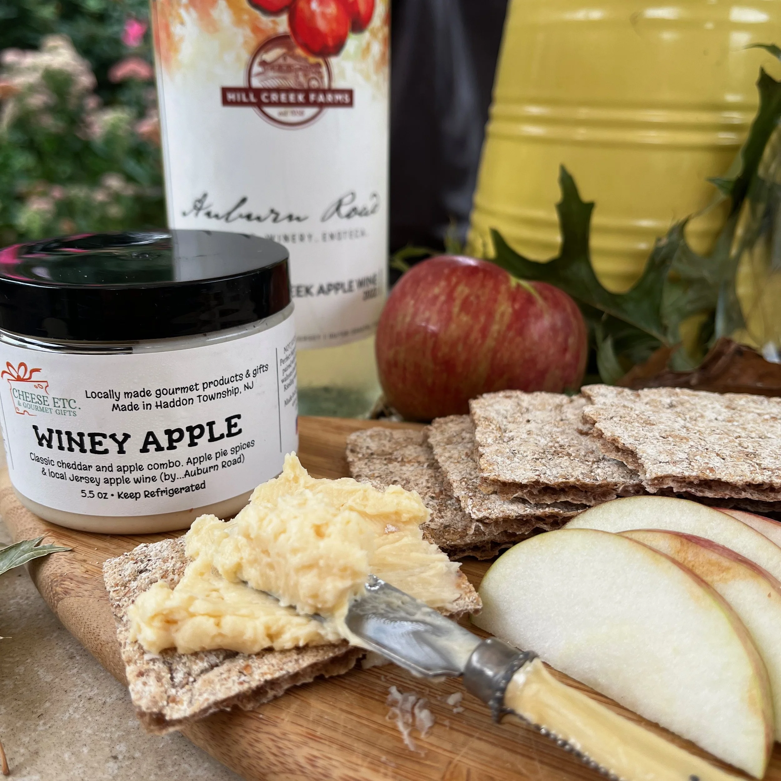 winey apple (1).jpeg