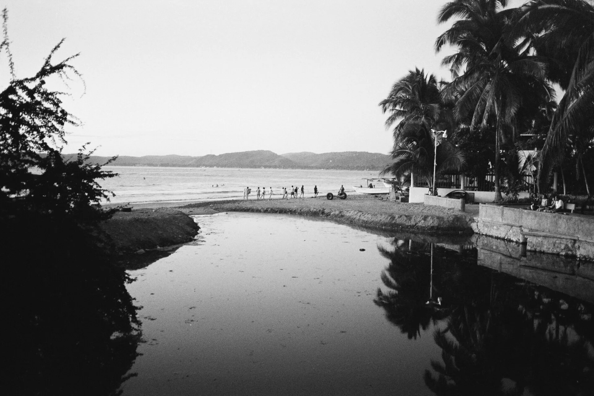 LaManzanilla_bwd_m4_hp5AA018A.jpg