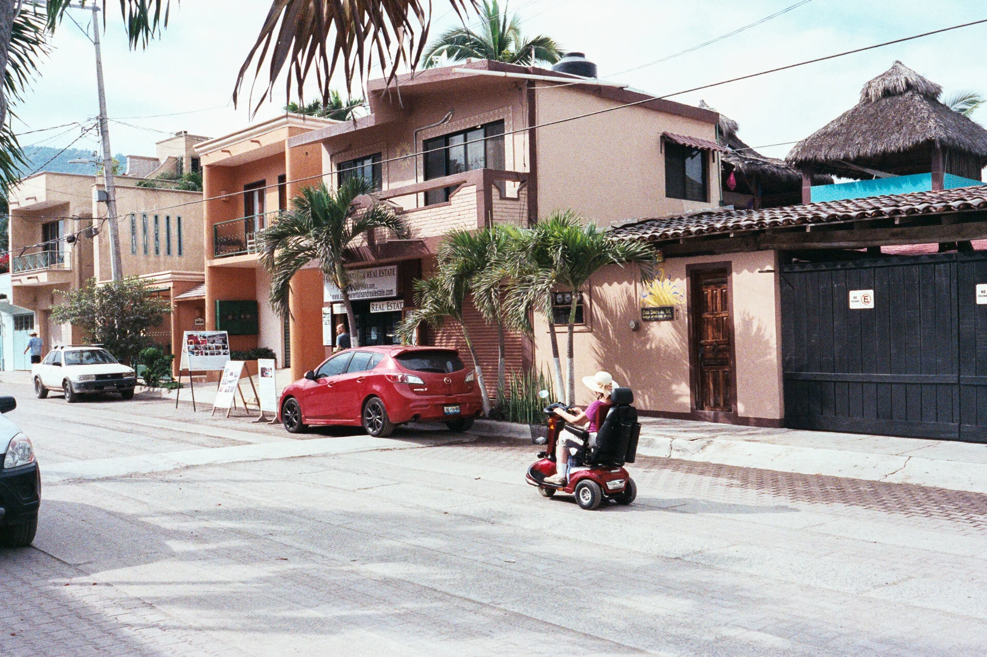 LaManzanilla_a_1219_m4_fuji800AA035.jpg
