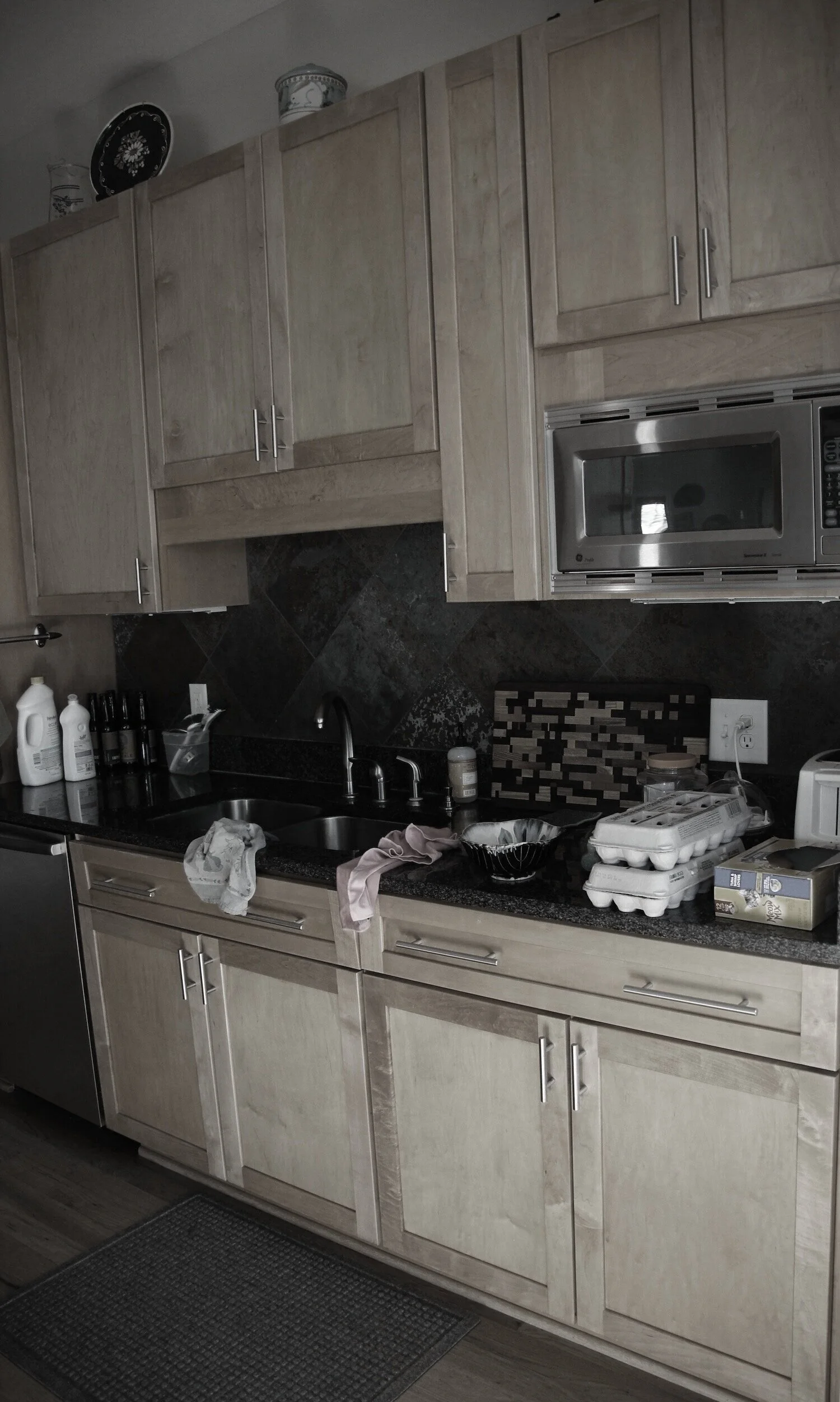 kitchen+before+03.jpg