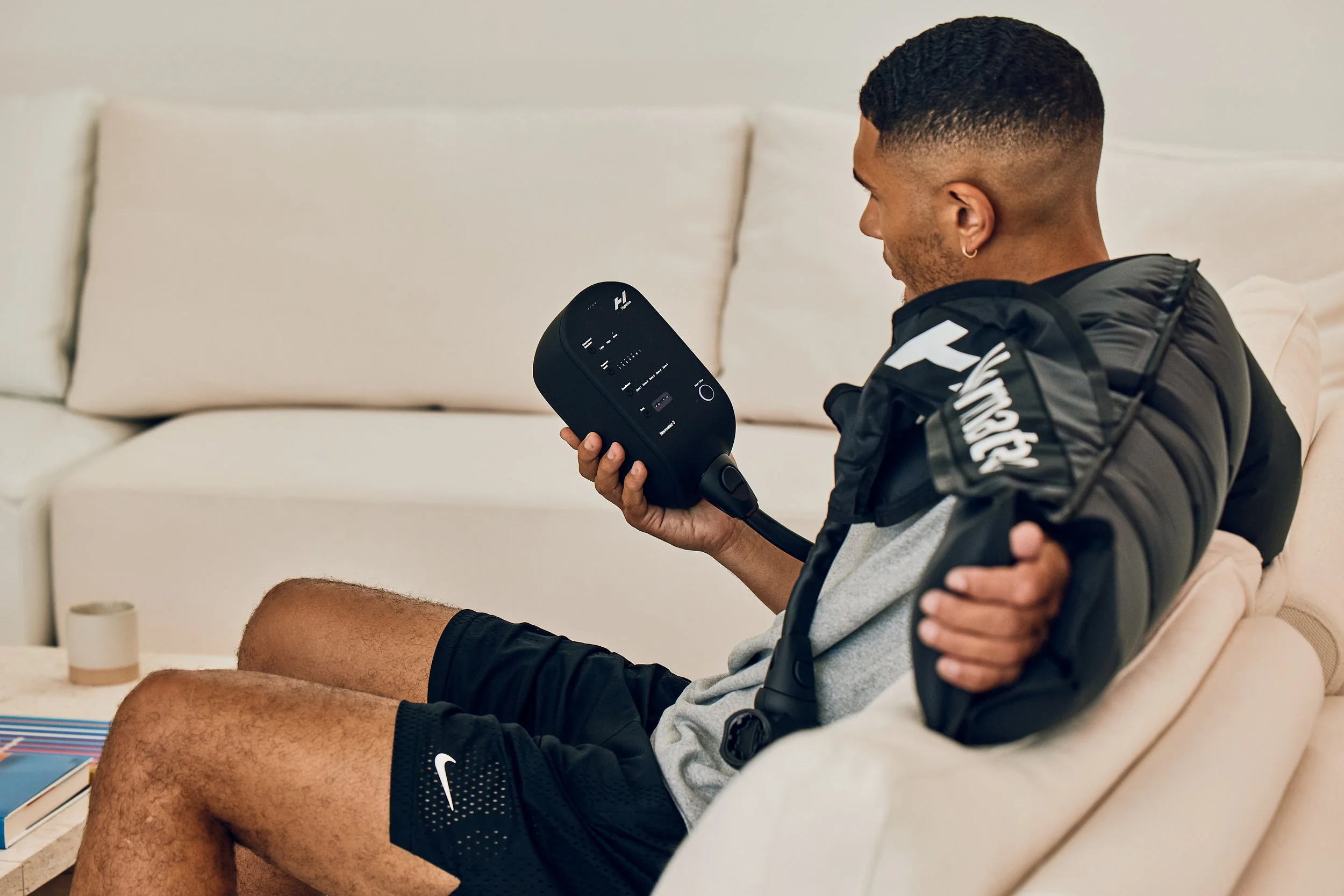 Normatec 3 Arms-00494.jpg