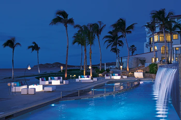 DRELC_Lounge-Setup_CascadePool_2A.jpg