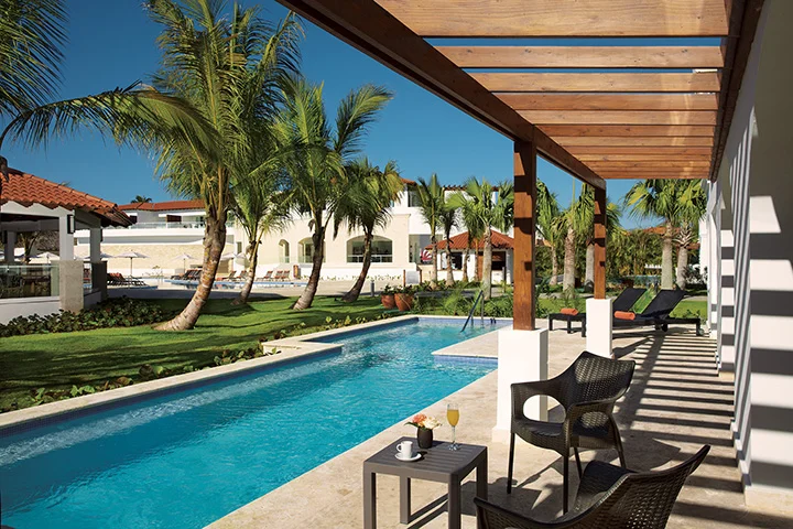 DREDL_MasterSuite_SO_Terrace_1A.jpg