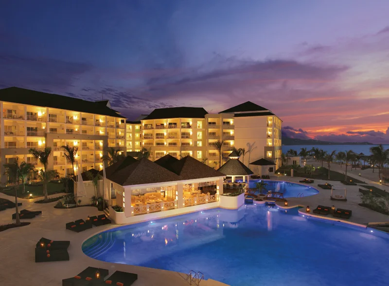 SESMB_POOL-at-NIGHT_2A.jpg
