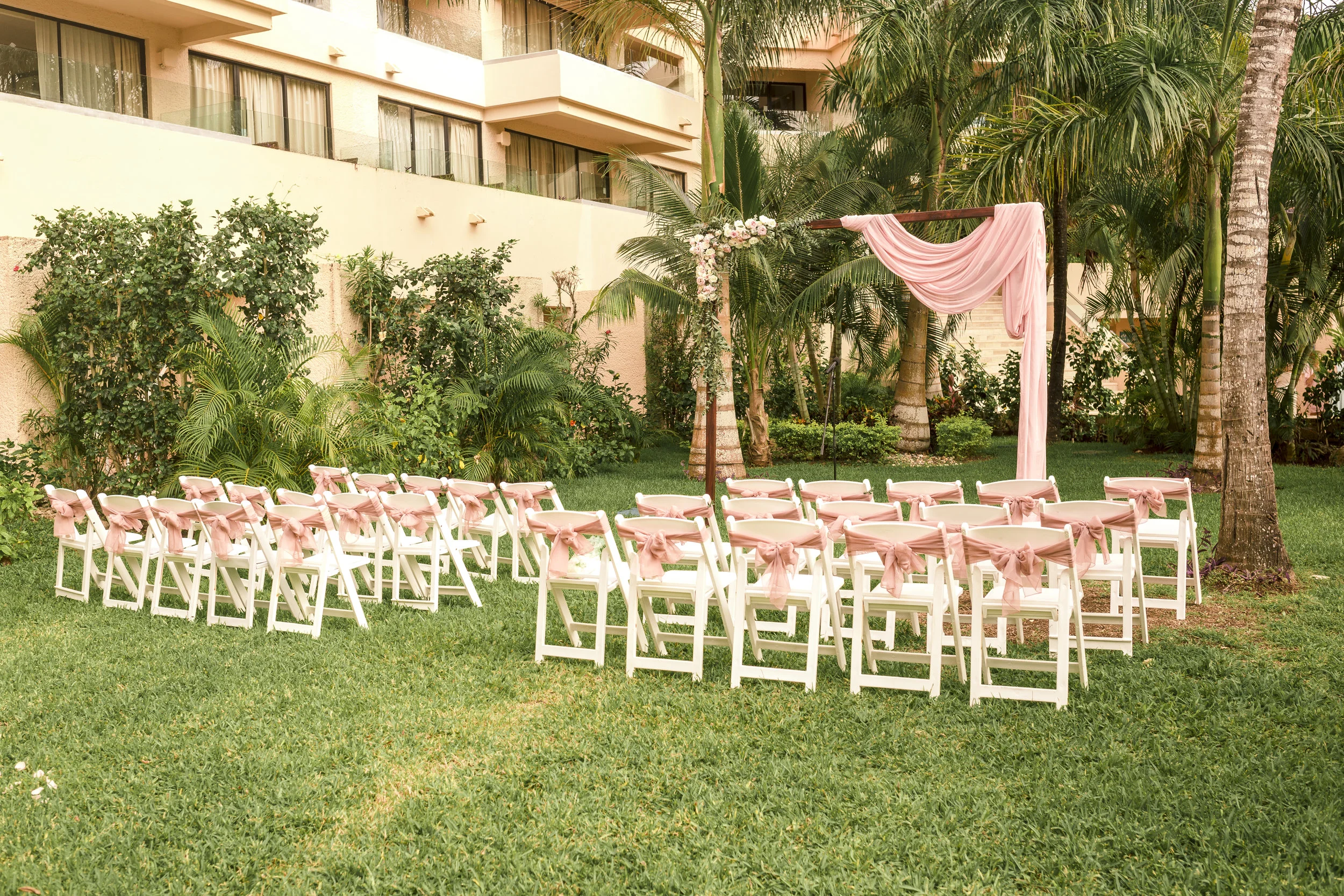 M+R WEDDING DAY-66.jpg