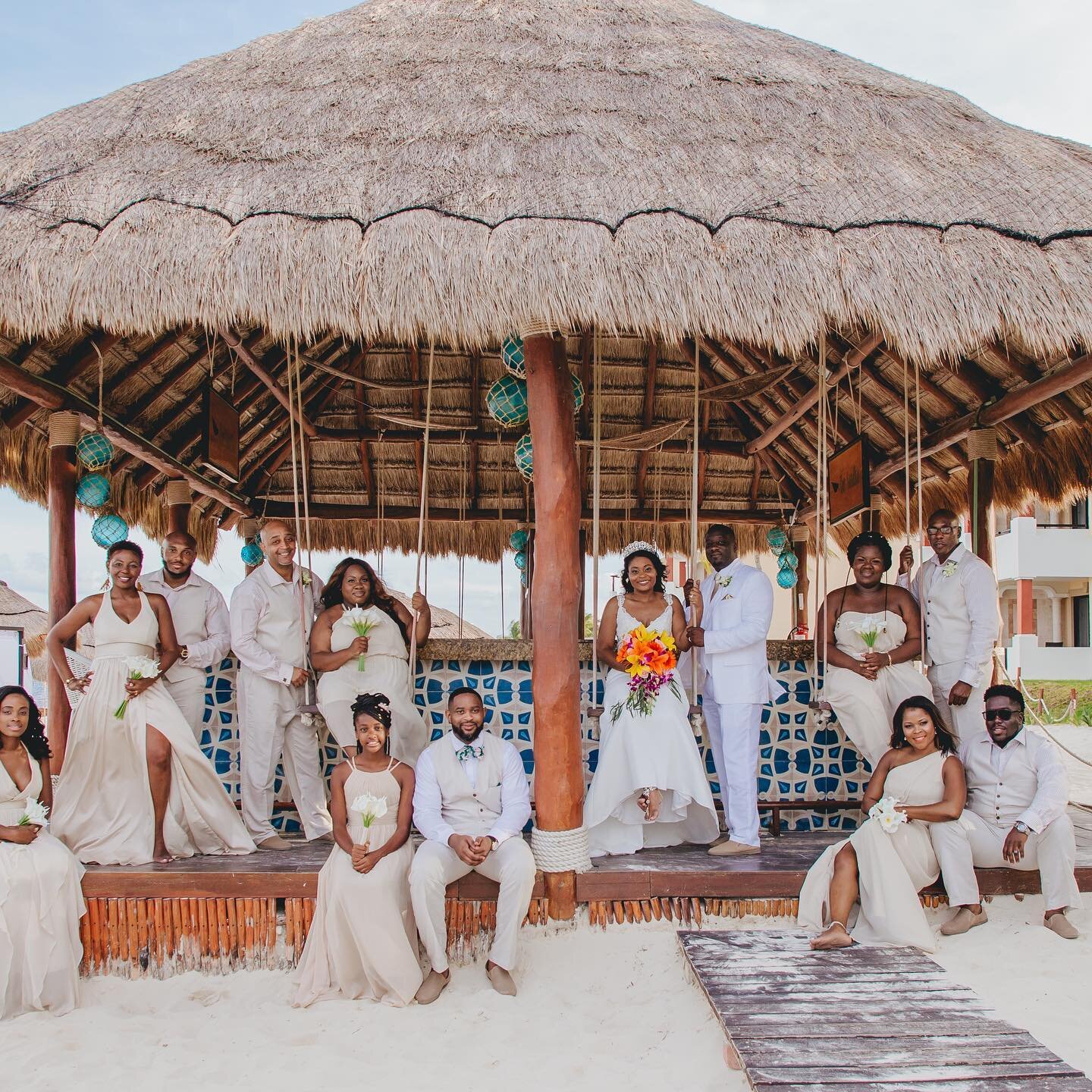 We just ❤️❤️❤️ our Coral Tide groom and bride Nancy and Michael who are celebrating their one year anniversary. They had their dream wedding at Now Sapphire Riviera Cancun. Happy anniversary! 📸 Adventure photos
.
.
.
.
.
.
.
.
.
#mexicowedding #nows