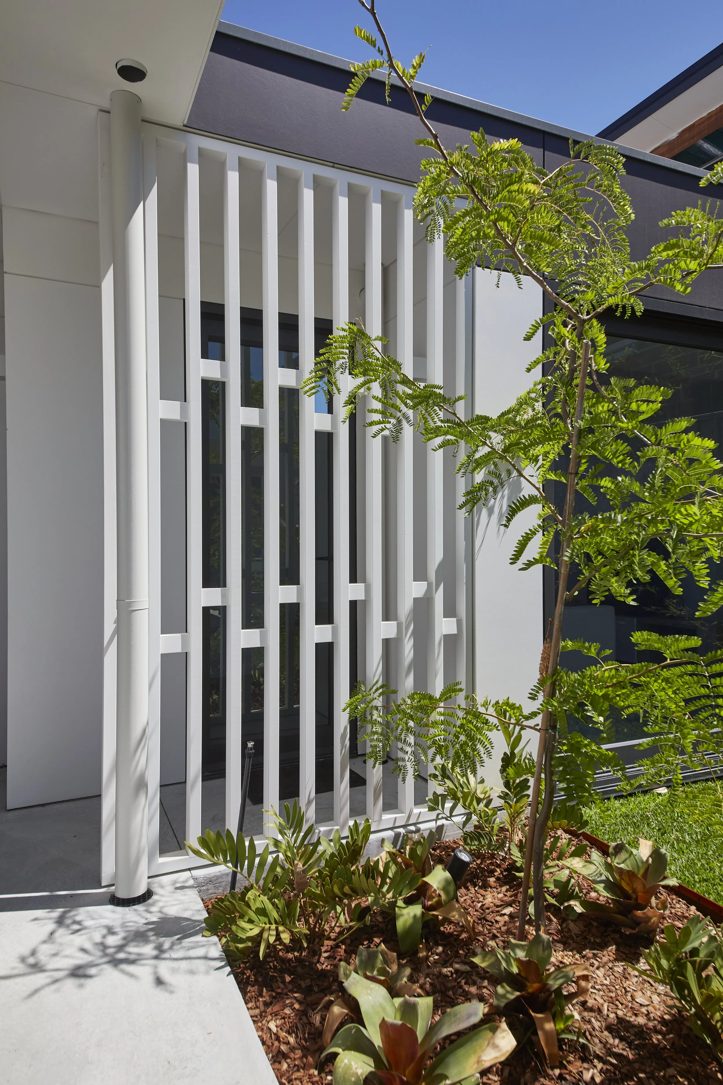 2253 9A Unwin Cres Salter Point 09.jpg