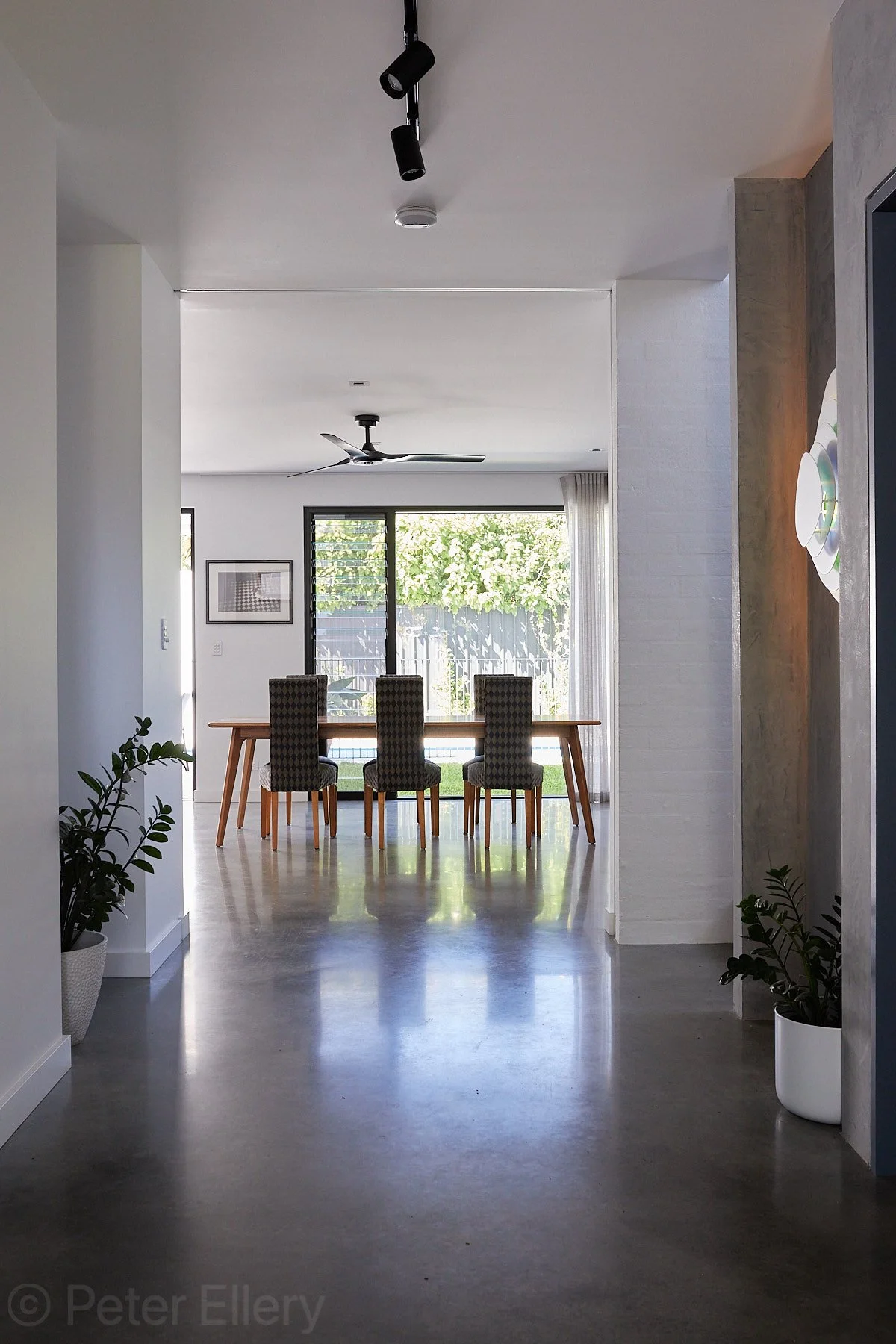 Concealed sliding doors at our Attadale and Ardross projects.