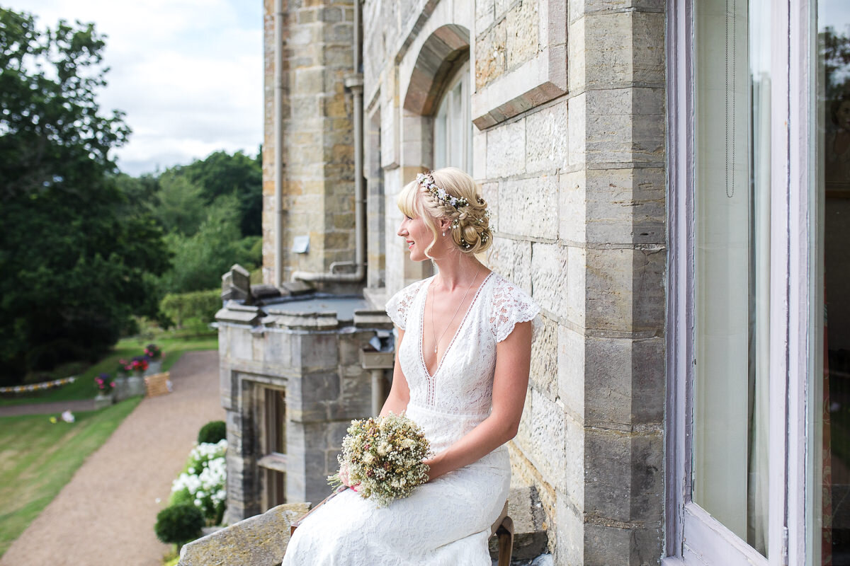 Zoe & Jonny - Wadhurst Castle-21.jpg