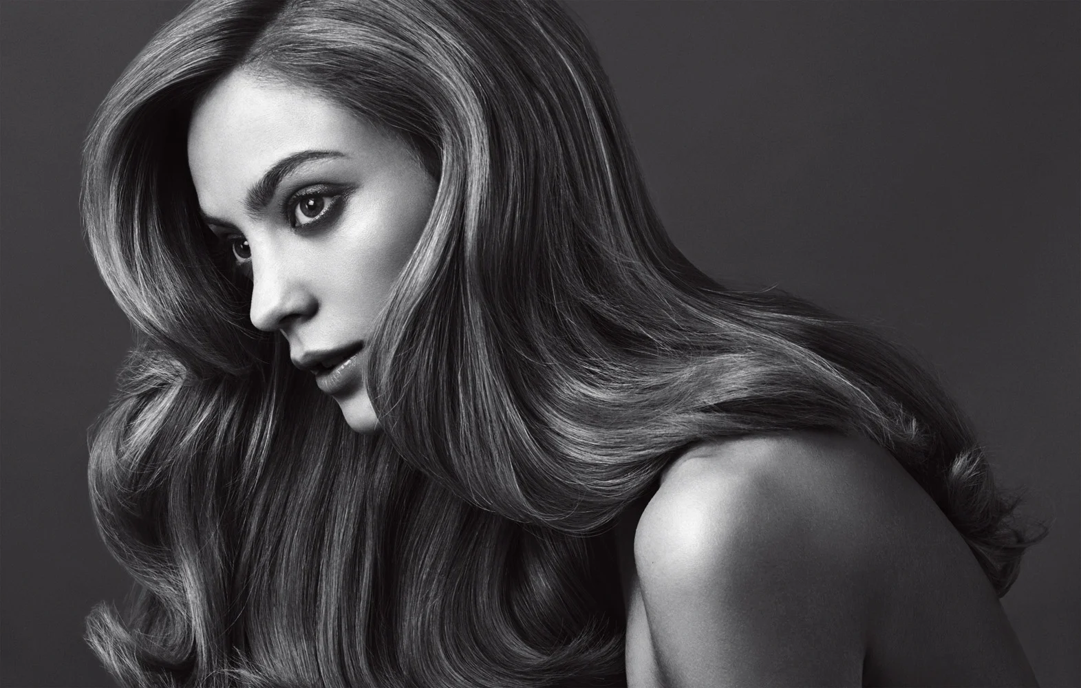 140725-Beauty-Veranika Antsipava-02.jpg