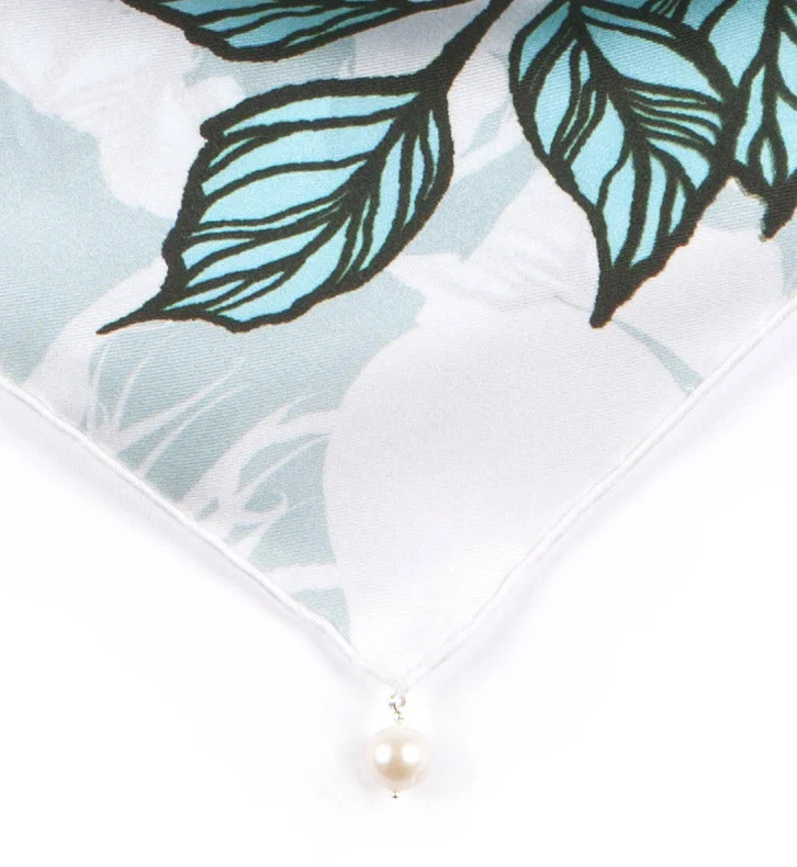 barbara-agnes-scarf-pearl-deco-72dpi'.jpg
