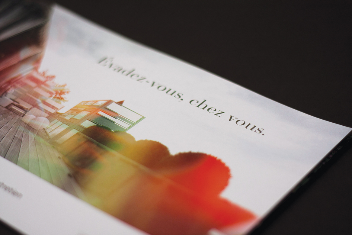  Brochure promotionnelle, Île de Montréal, été 2014. Imprimé.