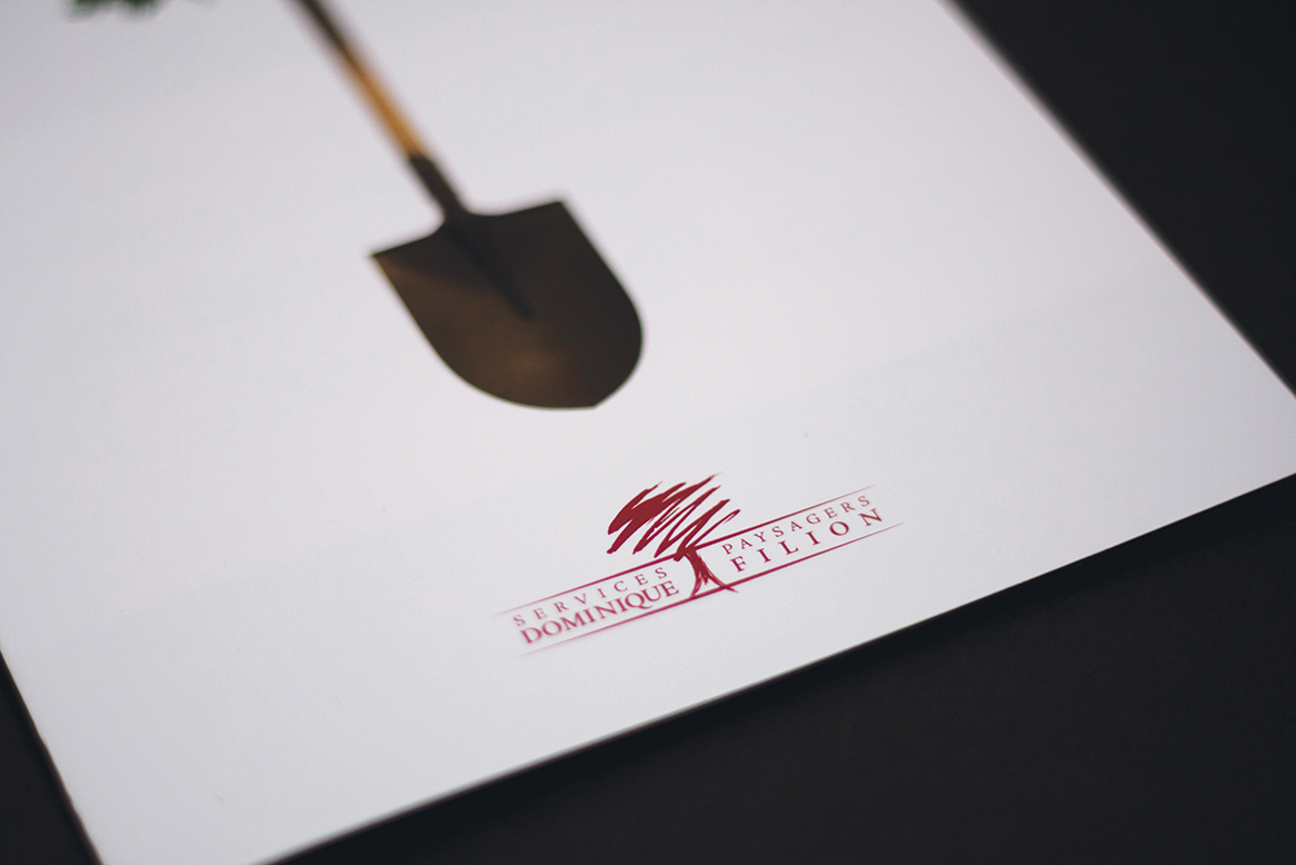 Brochure promotionnelle, première couronne de Montréal, été 2014. Imprimé.