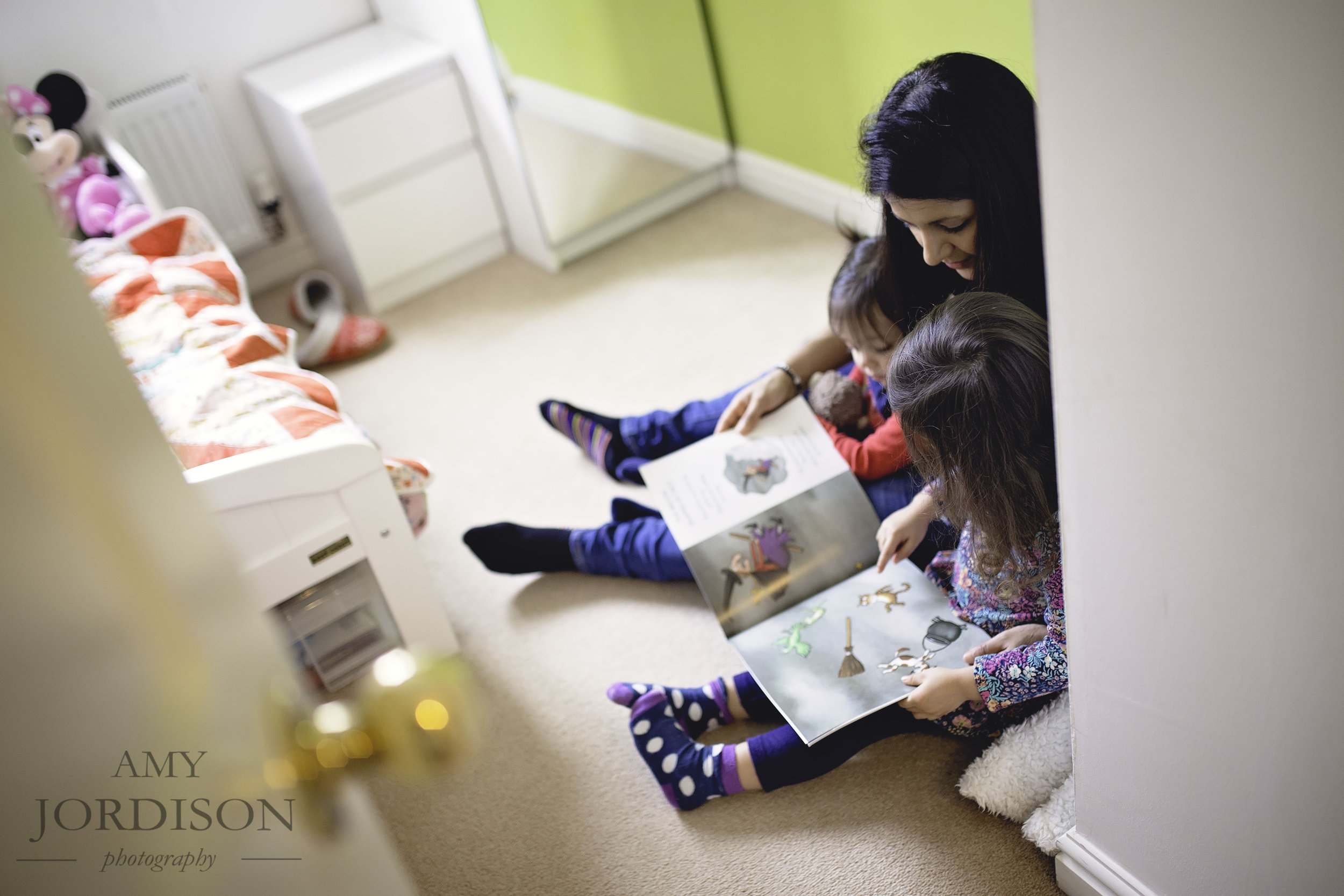 Family Photoshoot at Home in Yorkshire: Amy Jordison Photography