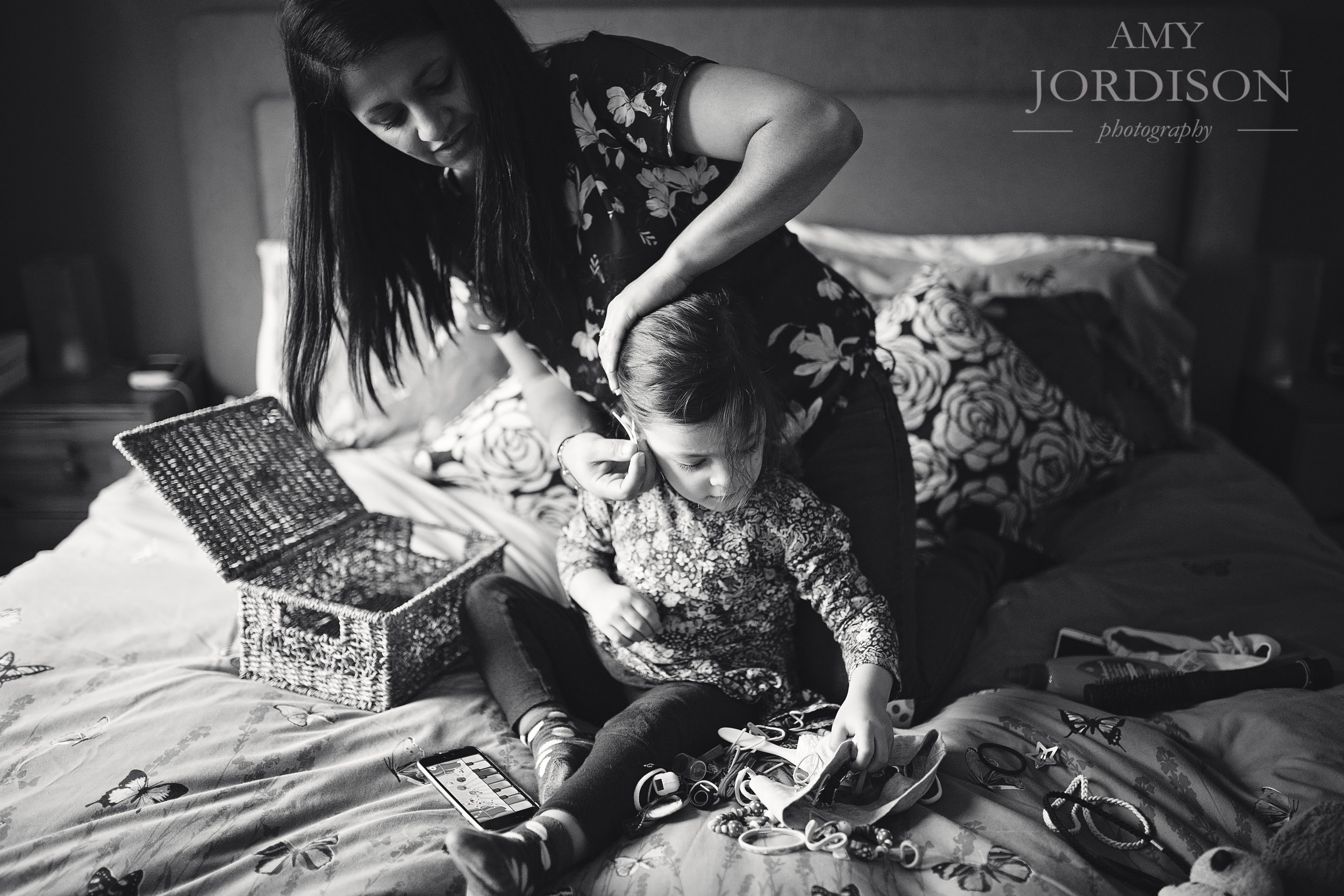 Family Photoshoot at Home in Yorkshire: Amy Jordison Photography