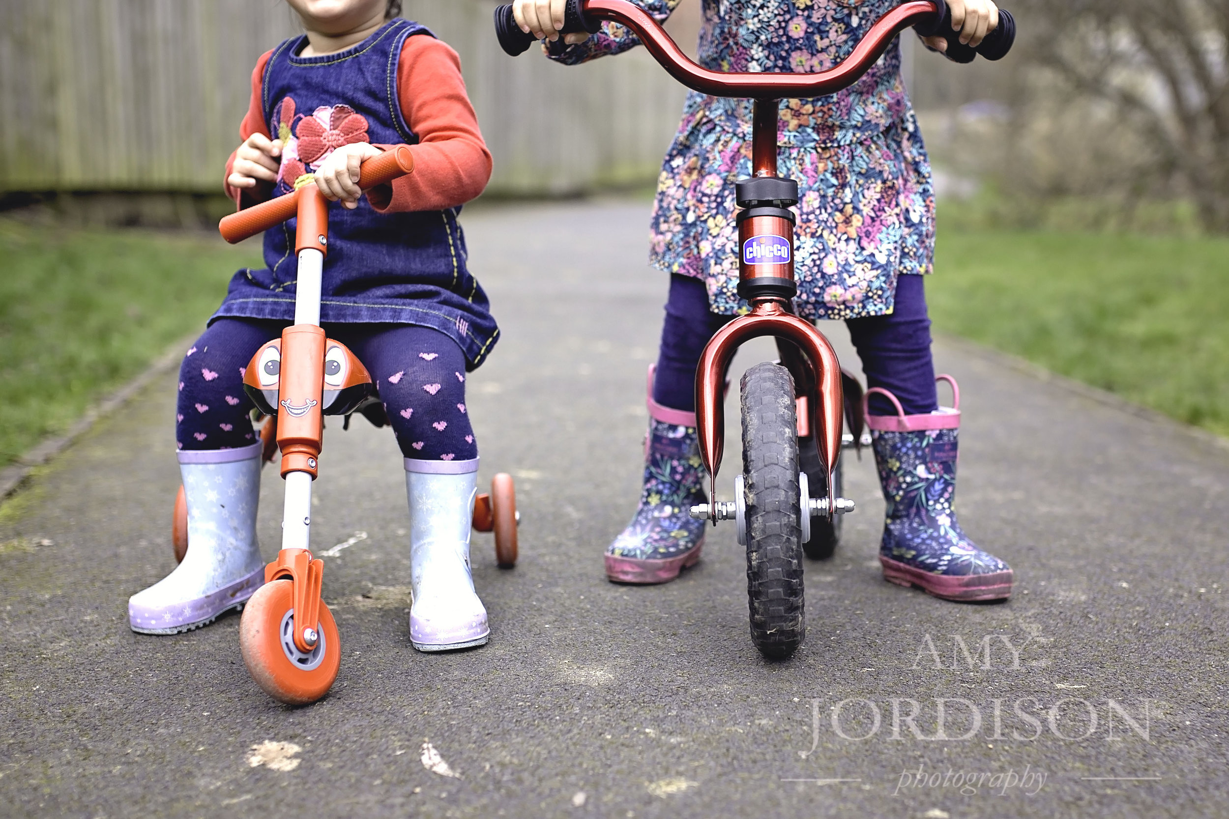 Family Photoshoot at Home in Yorkshire: Amy Jordison Photography
