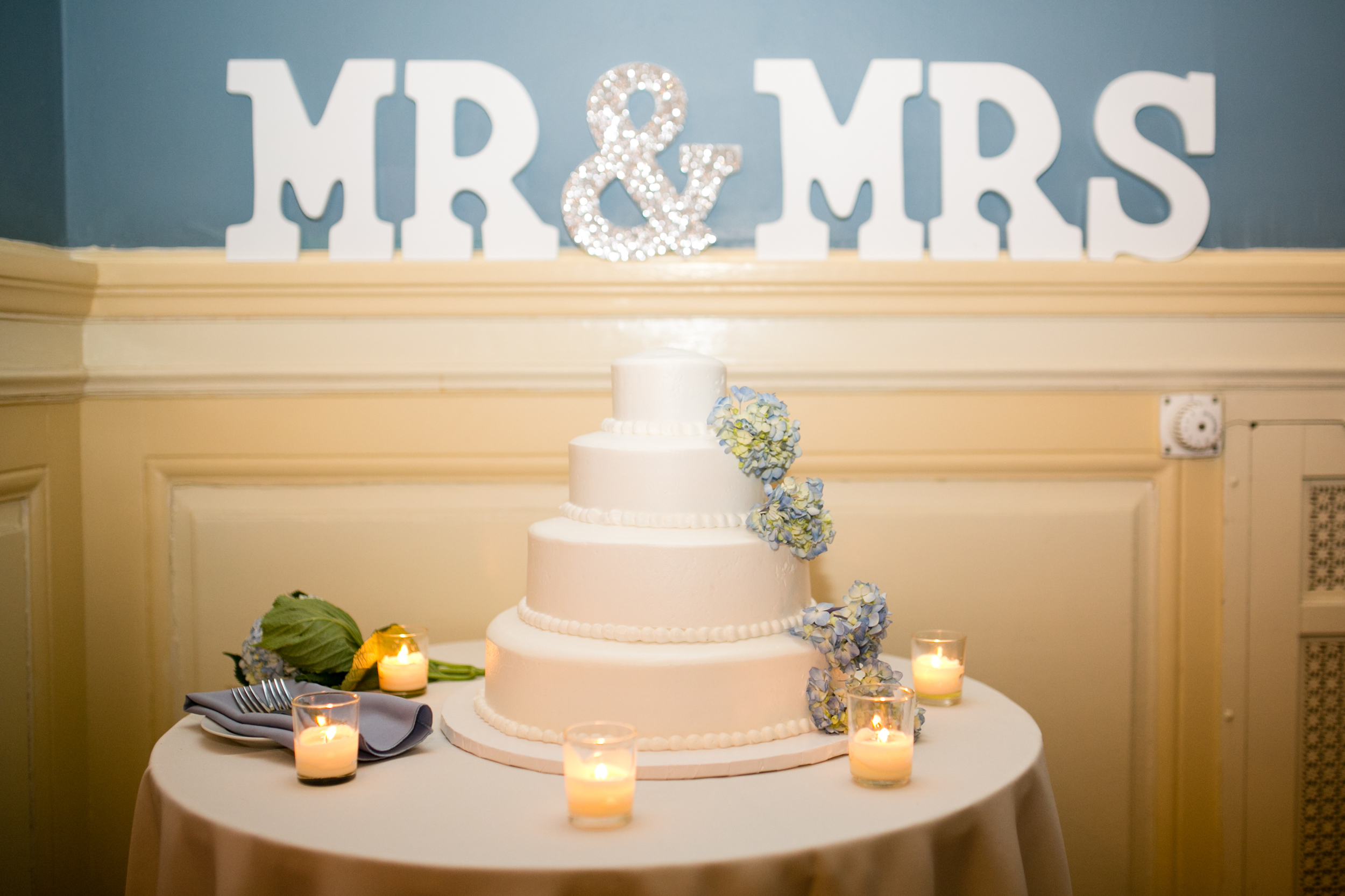 Racquet Club wedding by Peach Plum Pear Photo_045.jpg