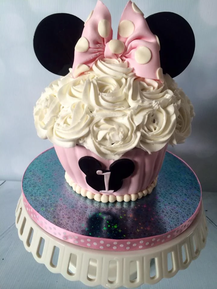 Pink Mouse Smash Cake