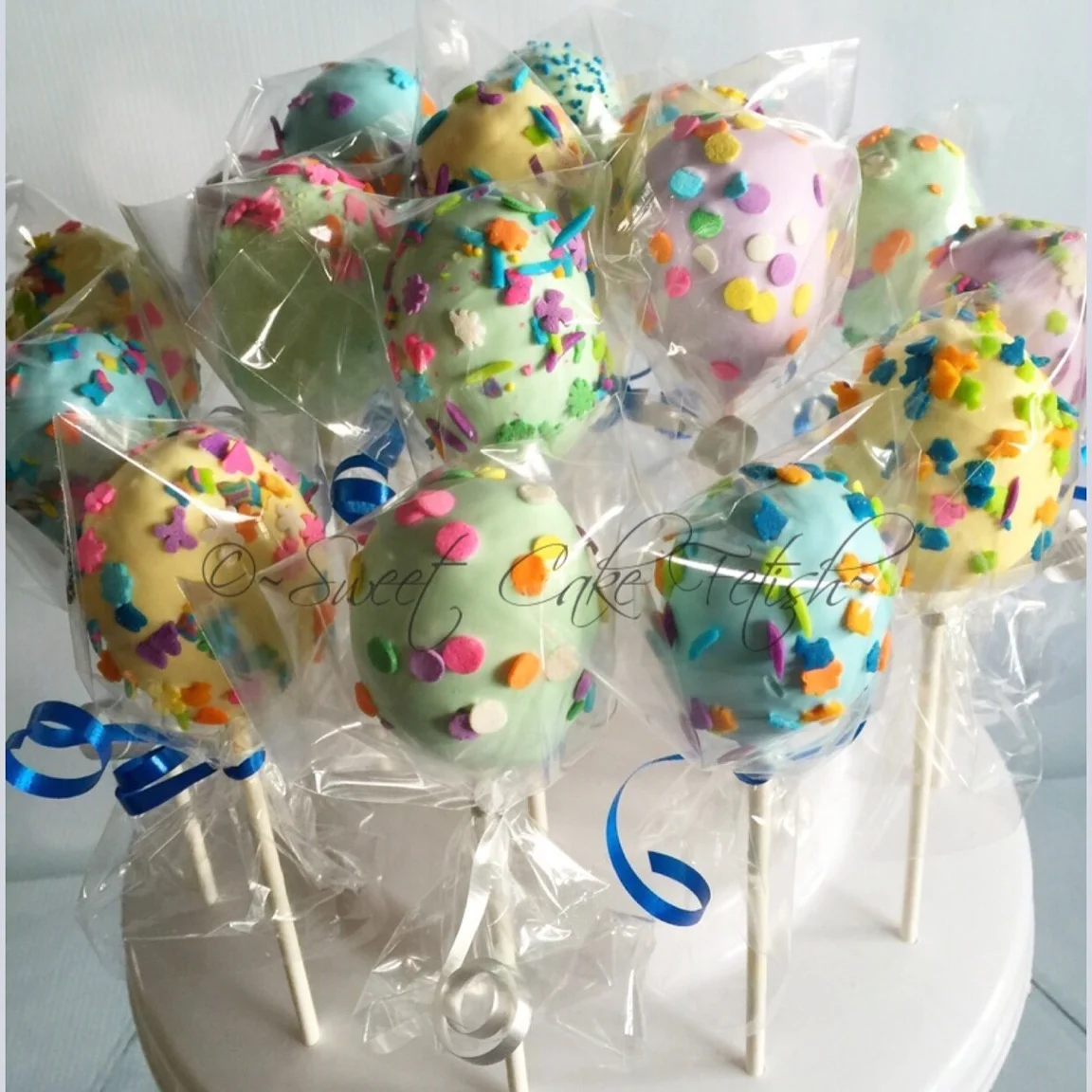 Easter Egg Cake Pops