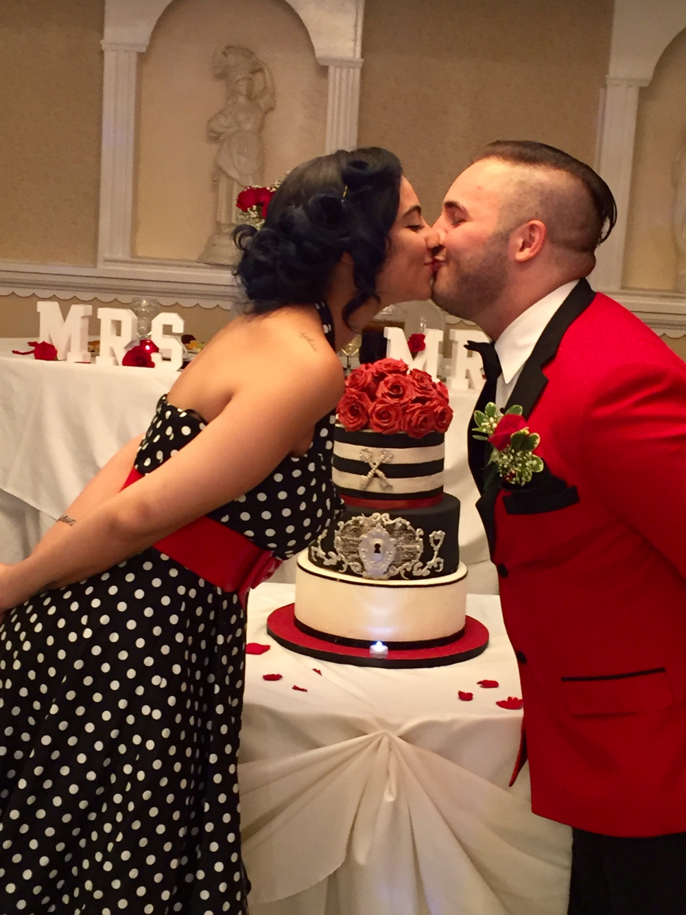 Congratulations once again to the happy couple!!