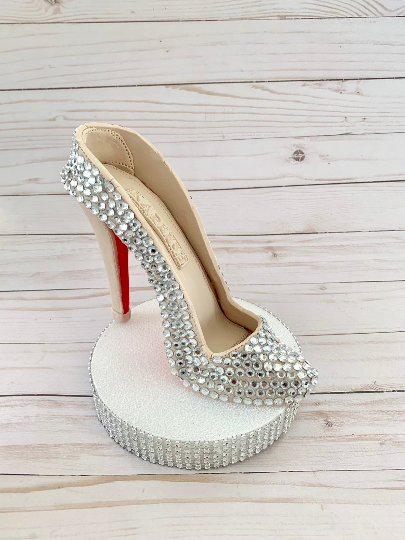 Bling gumpaste high heel cake topper shoe-8.png