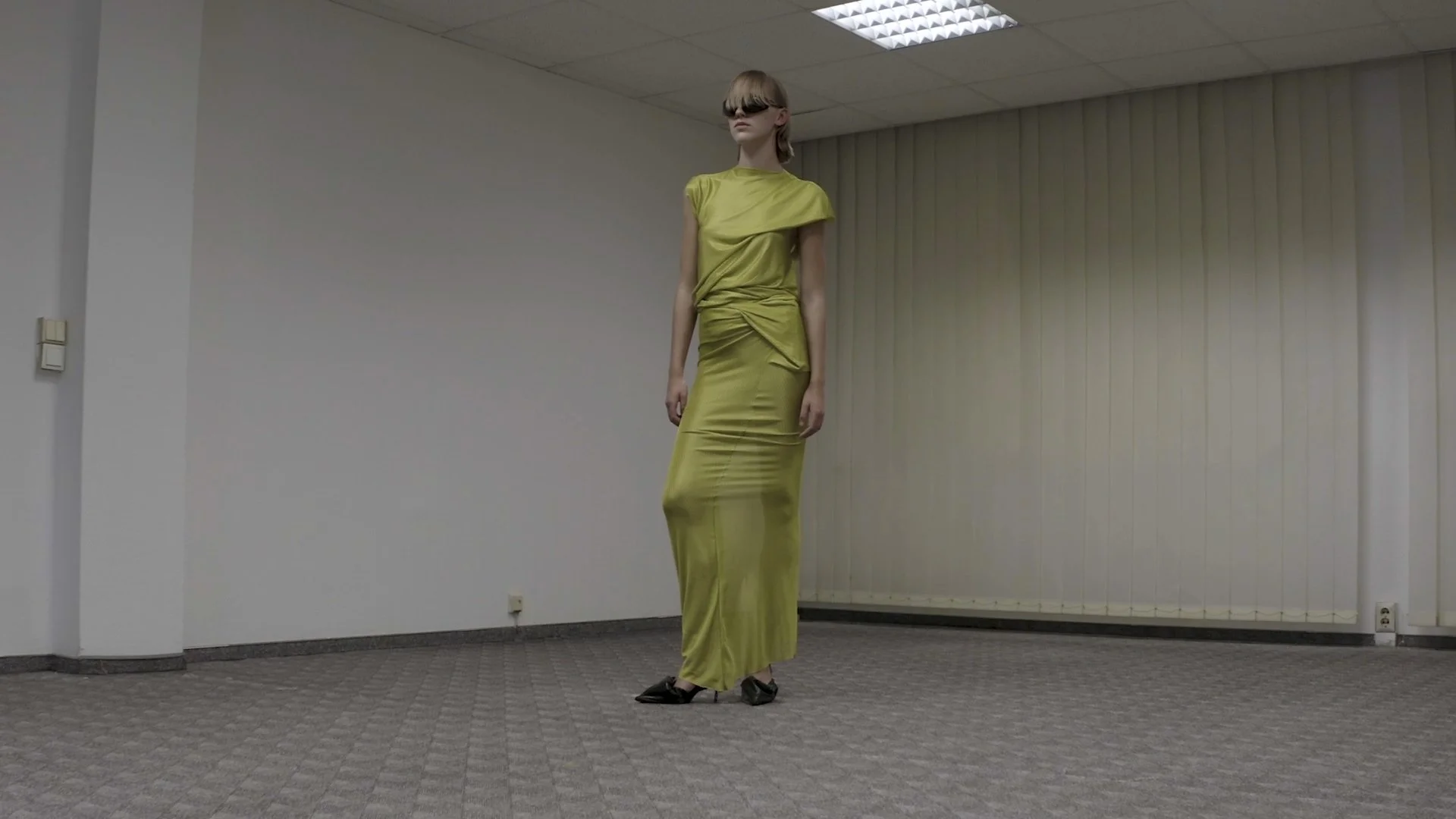 220926_Sia-Arnika_SS23_Edit_03.00_01_42_11.Still002.jpg